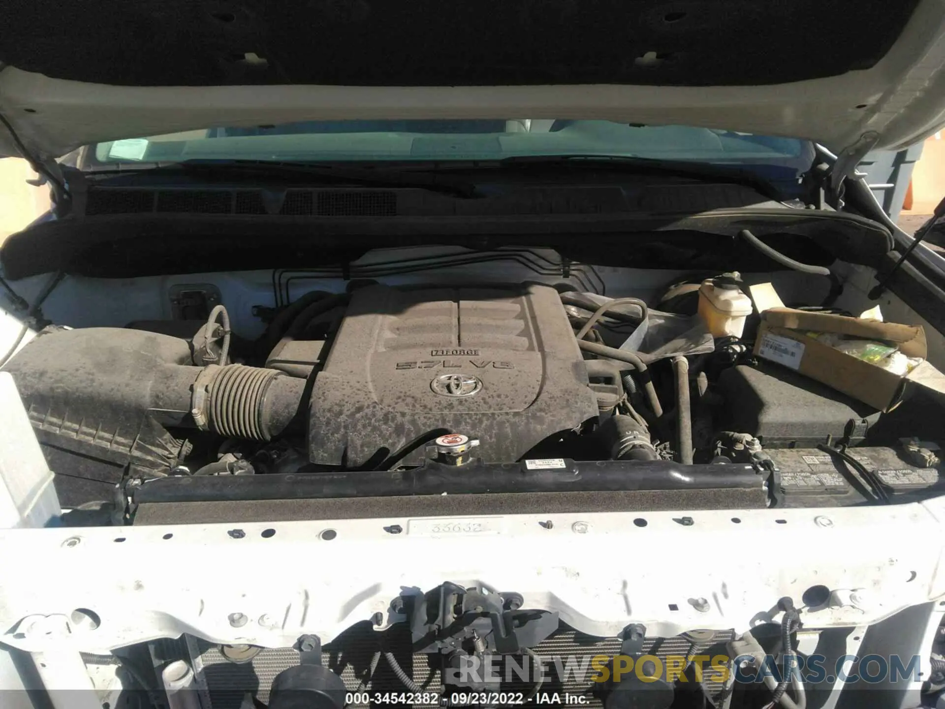 10 fotografías del automóvil dañado 5TFFY5F17MX273952 TOYOTA TUNDRA 2WD 2021