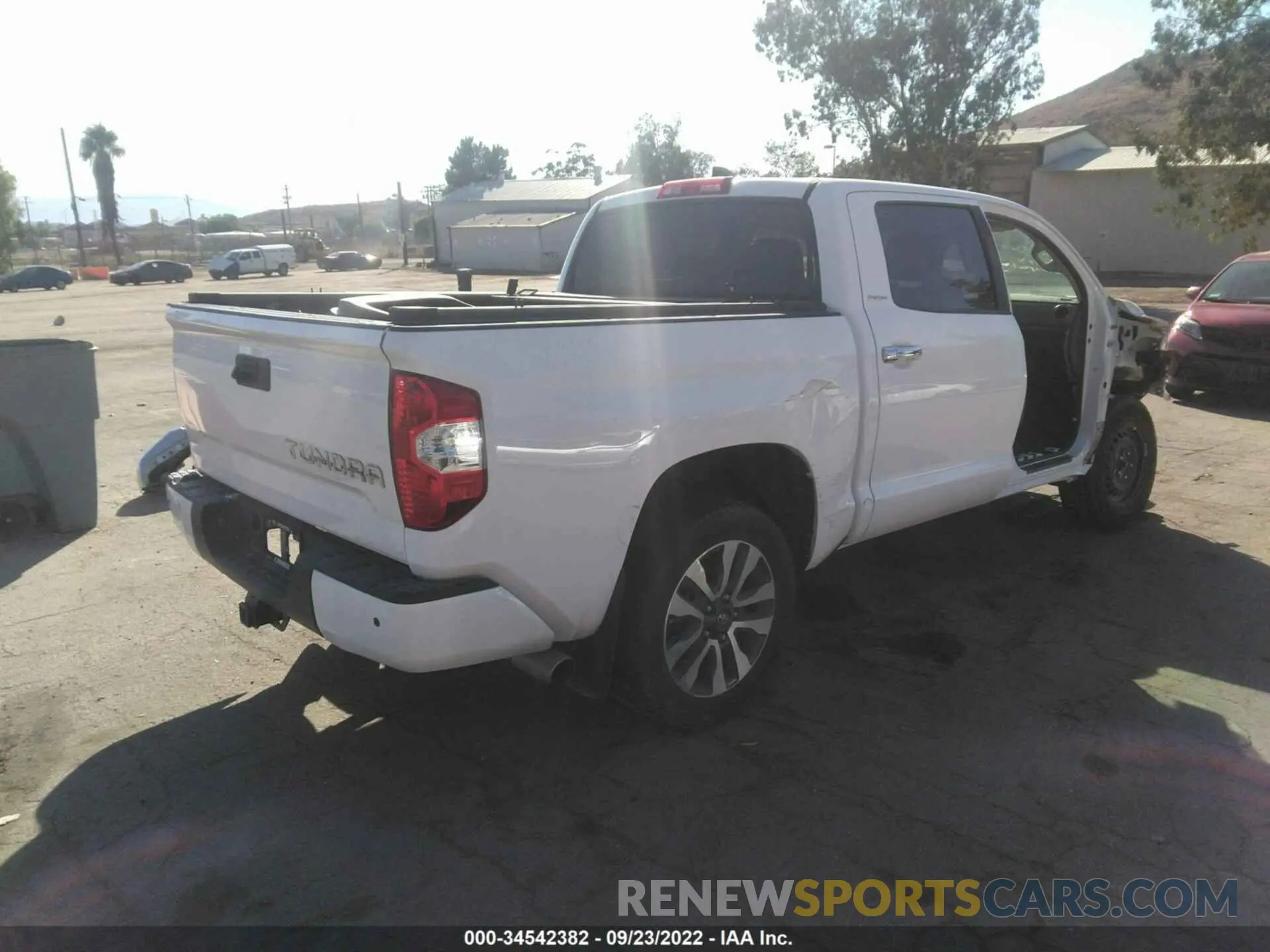 4 fotografías del automóvil dañado 5TFFY5F17MX273952 TOYOTA TUNDRA 2WD 2021