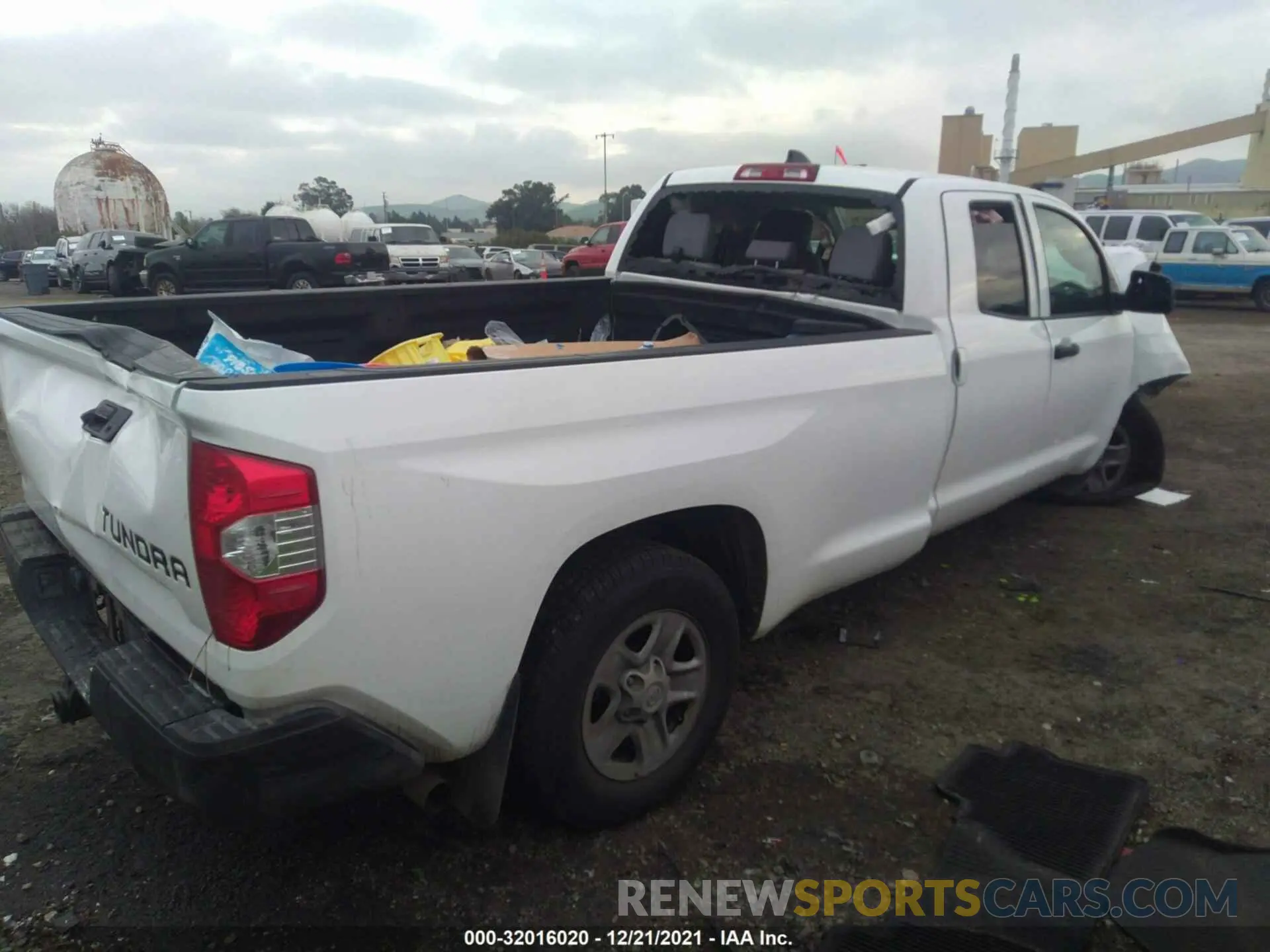 4 fotografías del automóvil dañado 5TFTY5F1XMX011944 TOYOTA TUNDRA 2WD 2021