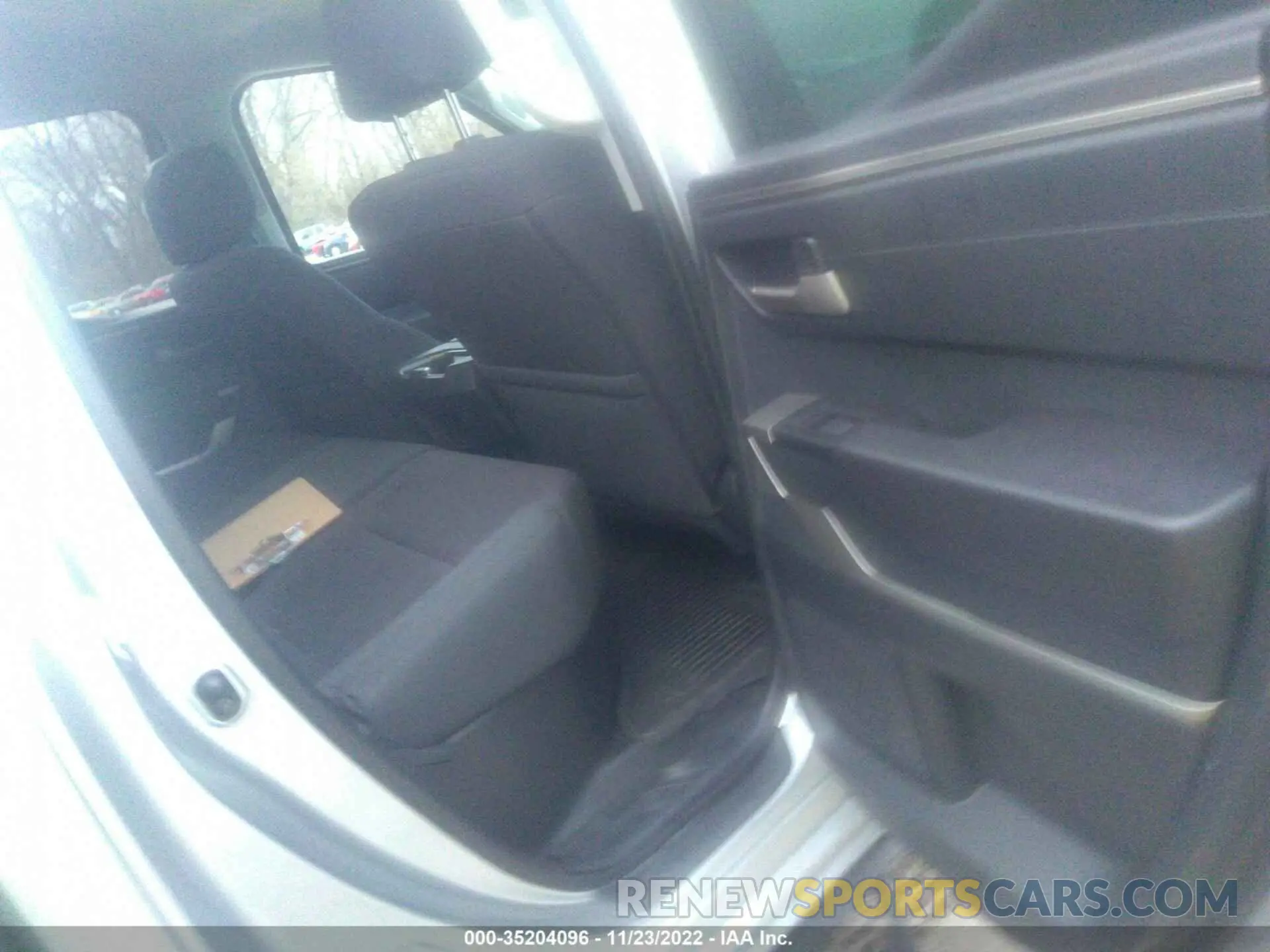 8 fotografías del automóvil dañado 5TFLA5AA3NX013046 TOYOTA TUNDRA 2WD 2022