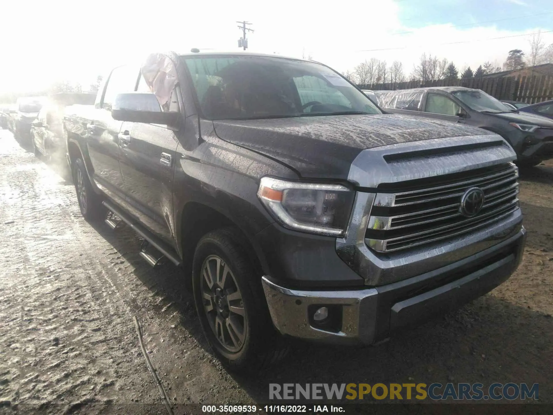 1 fotografías del automóvil dañado 5TFAY5F18KX800596 TOYOTA TUNDRA 4WD 2019