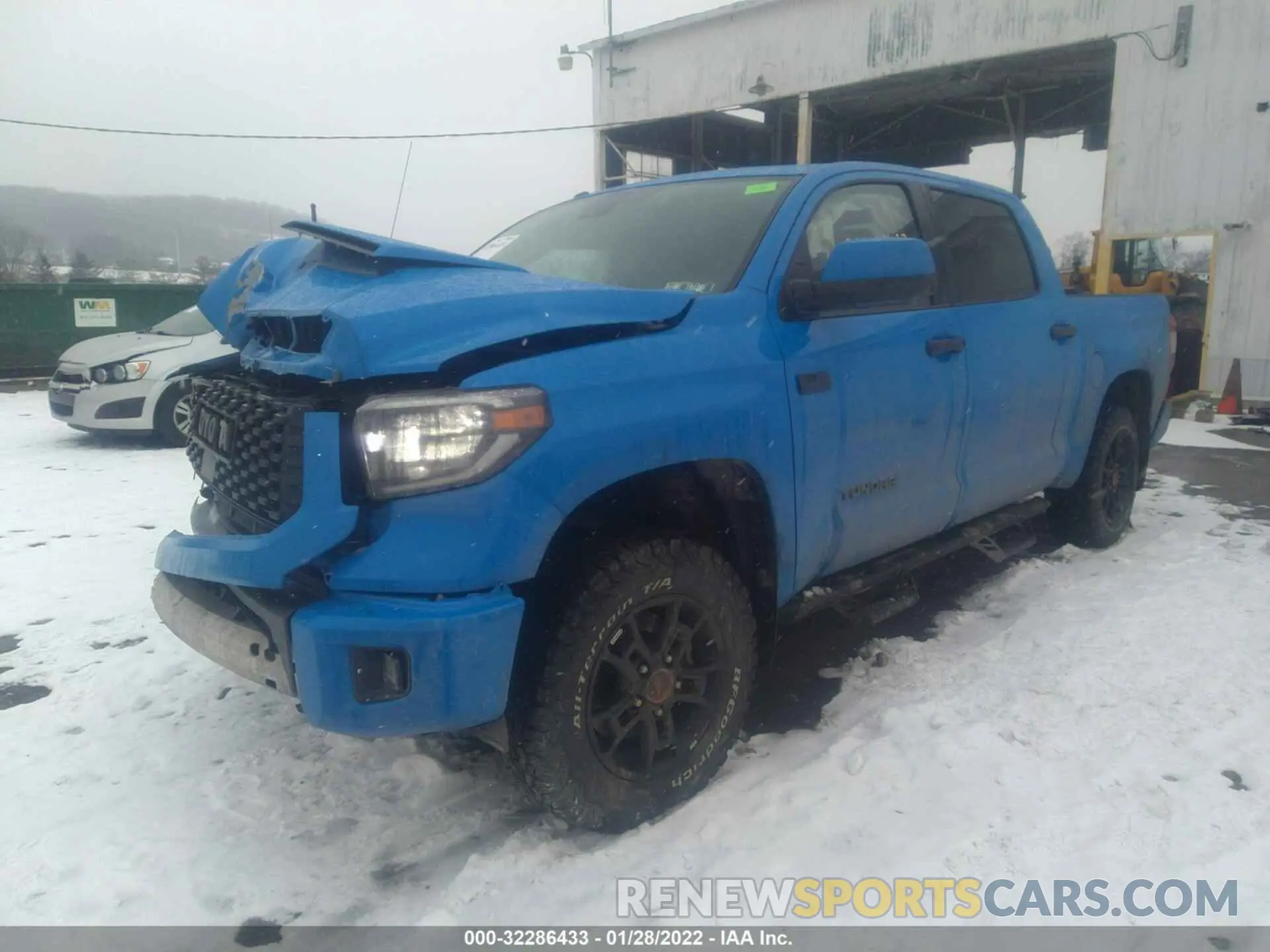 2 fotografías del automóvil dañado 5TFDY5F11KX798686 TOYOTA TUNDRA 4WD 2019