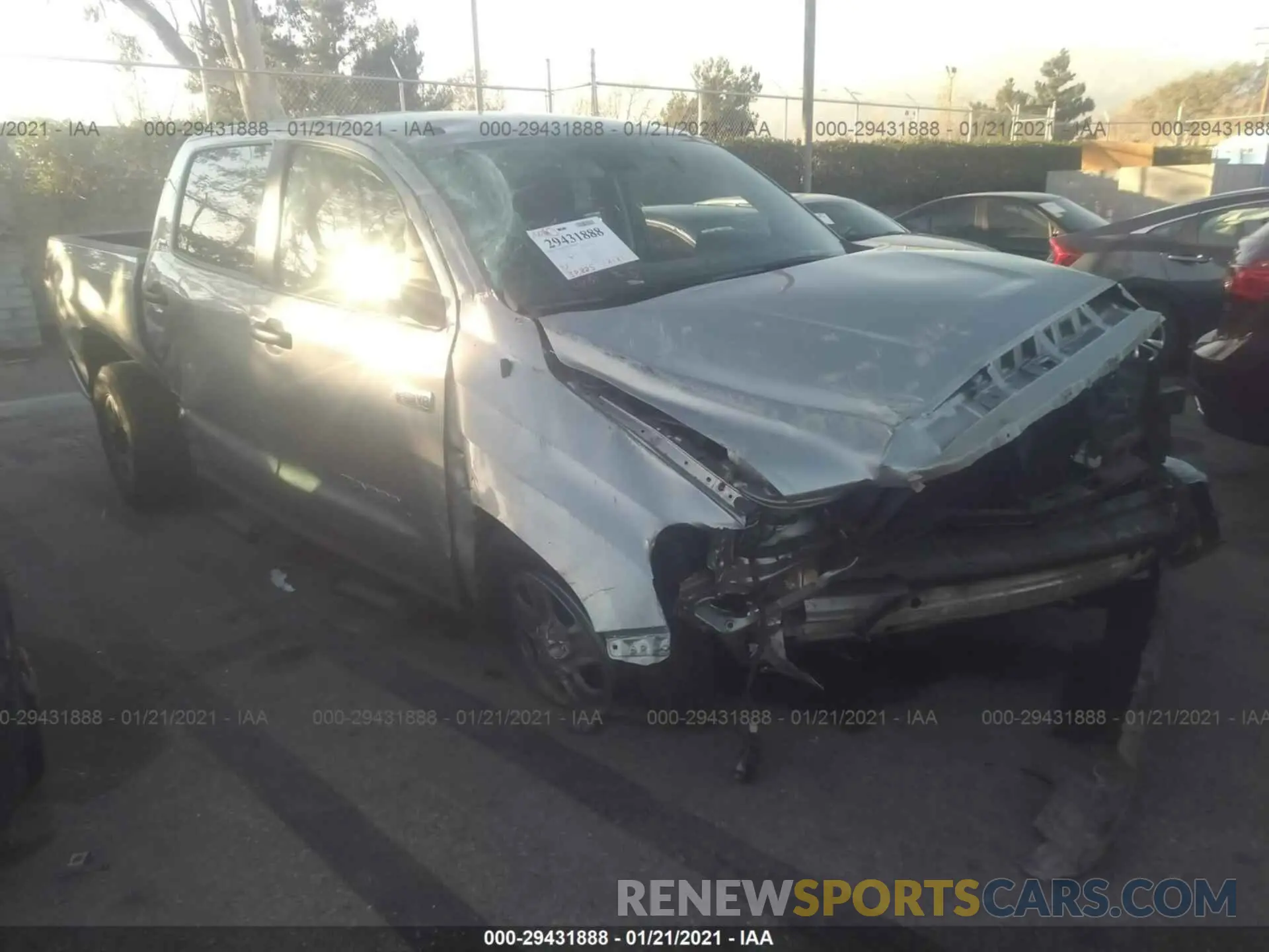 1 fotografías del automóvil dañado 5TFDY5F16KX852564 TOYOTA TUNDRA 4WD 2019