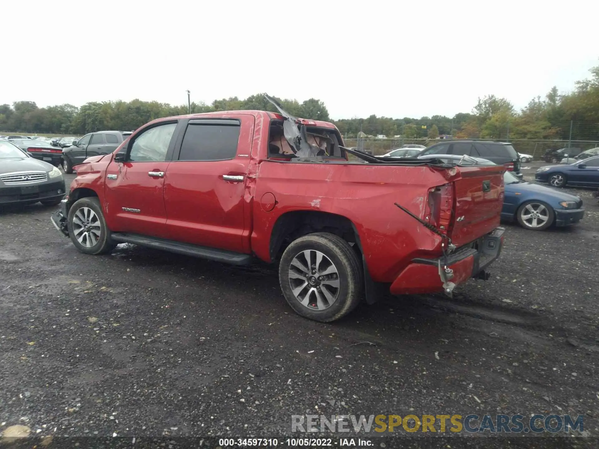 3 fotografías del automóvil dañado 5TFHY5F15KX819749 TOYOTA TUNDRA 4WD 2019