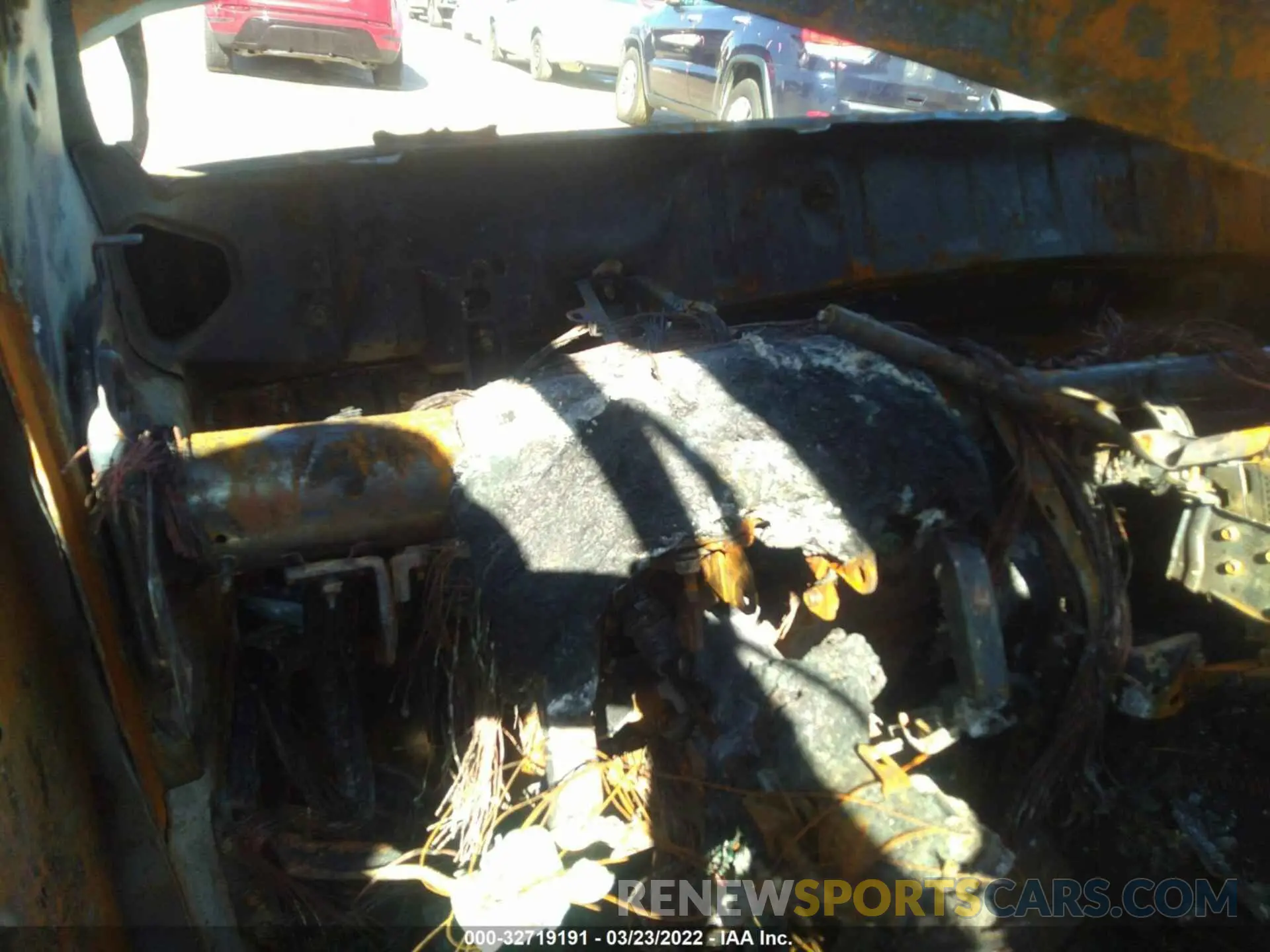7 fotografías del automóvil dañado 5TFAY5F10LX901746 TOYOTA TUNDRA 4WD 2020