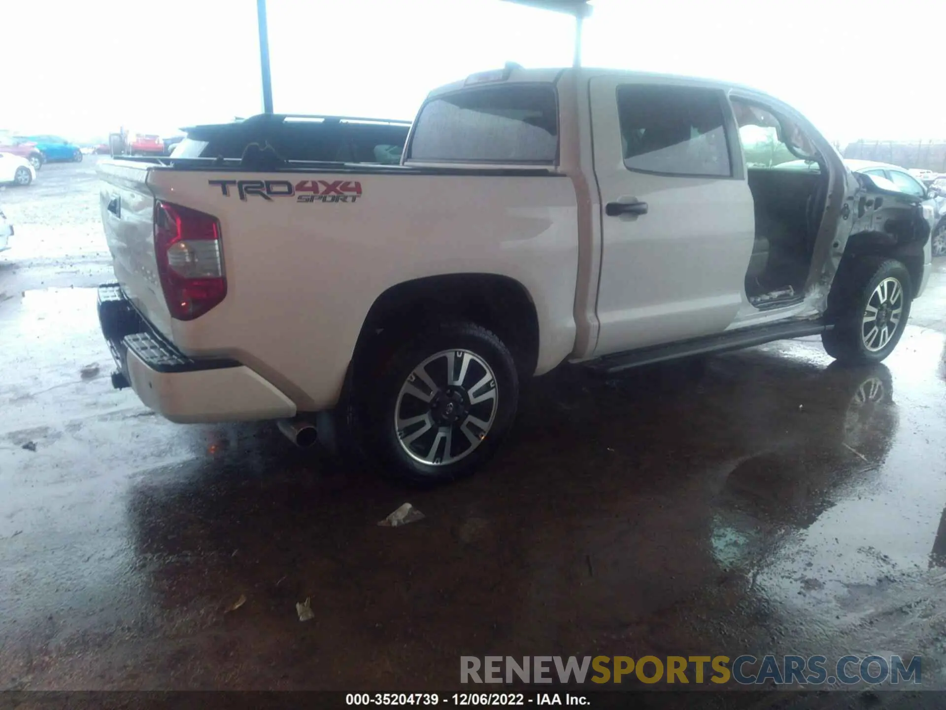 4 fotografías del automóvil dañado 5TFDY5F11LX895792 TOYOTA TUNDRA 4WD 2020