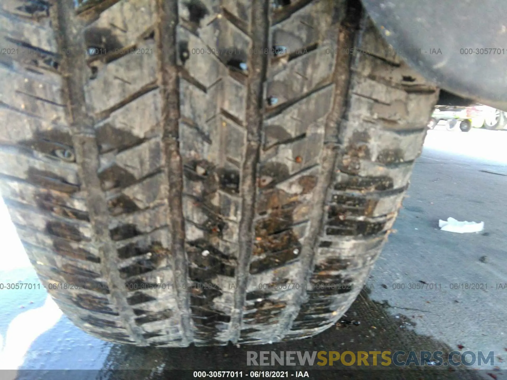 13 fotografías del automóvil dañado 5TFDY5F13LX887578 TOYOTA TUNDRA 4WD 2020