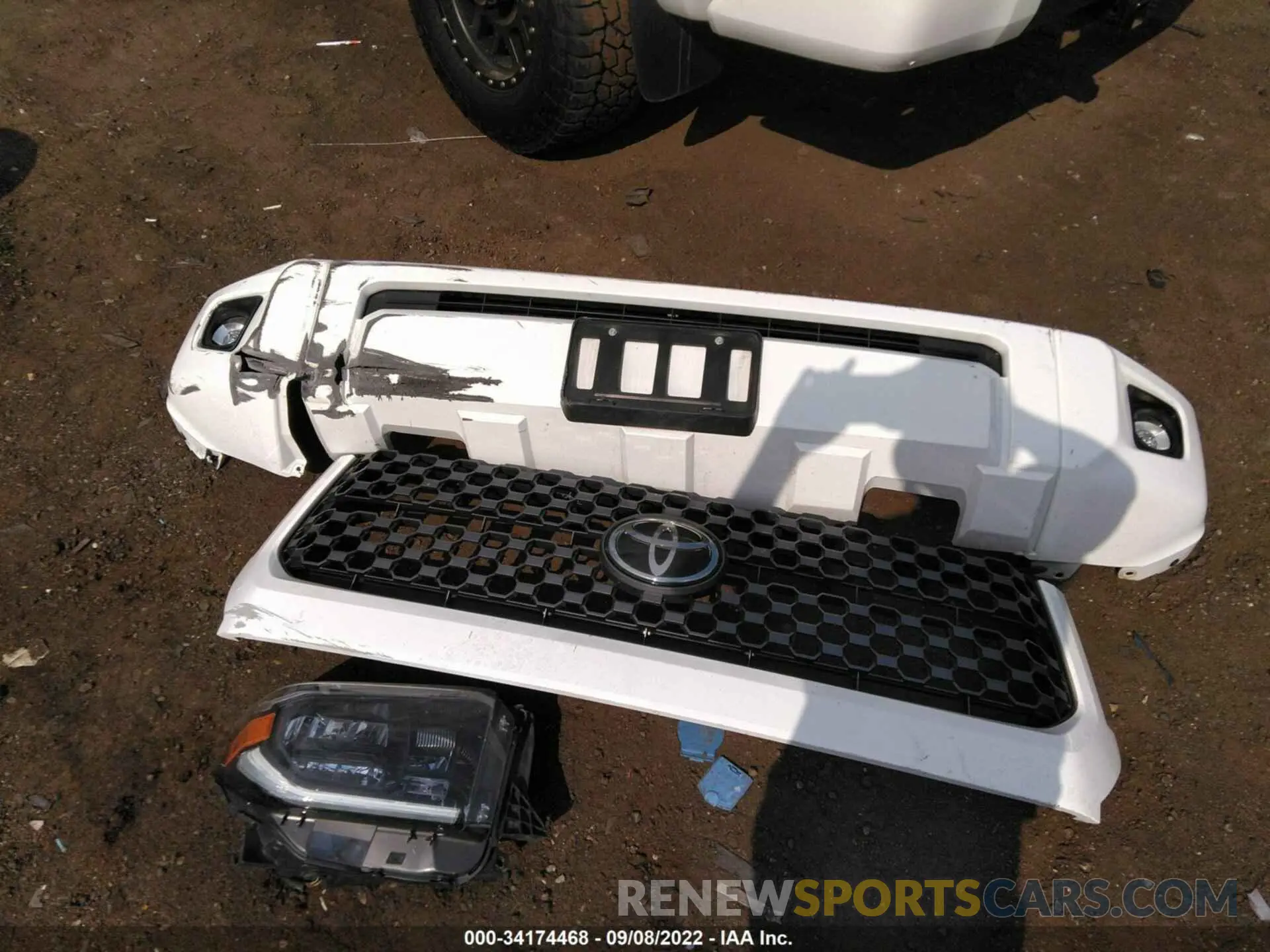 12 fotografías del automóvil dañado 5TFDY5F16LX932562 TOYOTA TUNDRA 4WD 2020