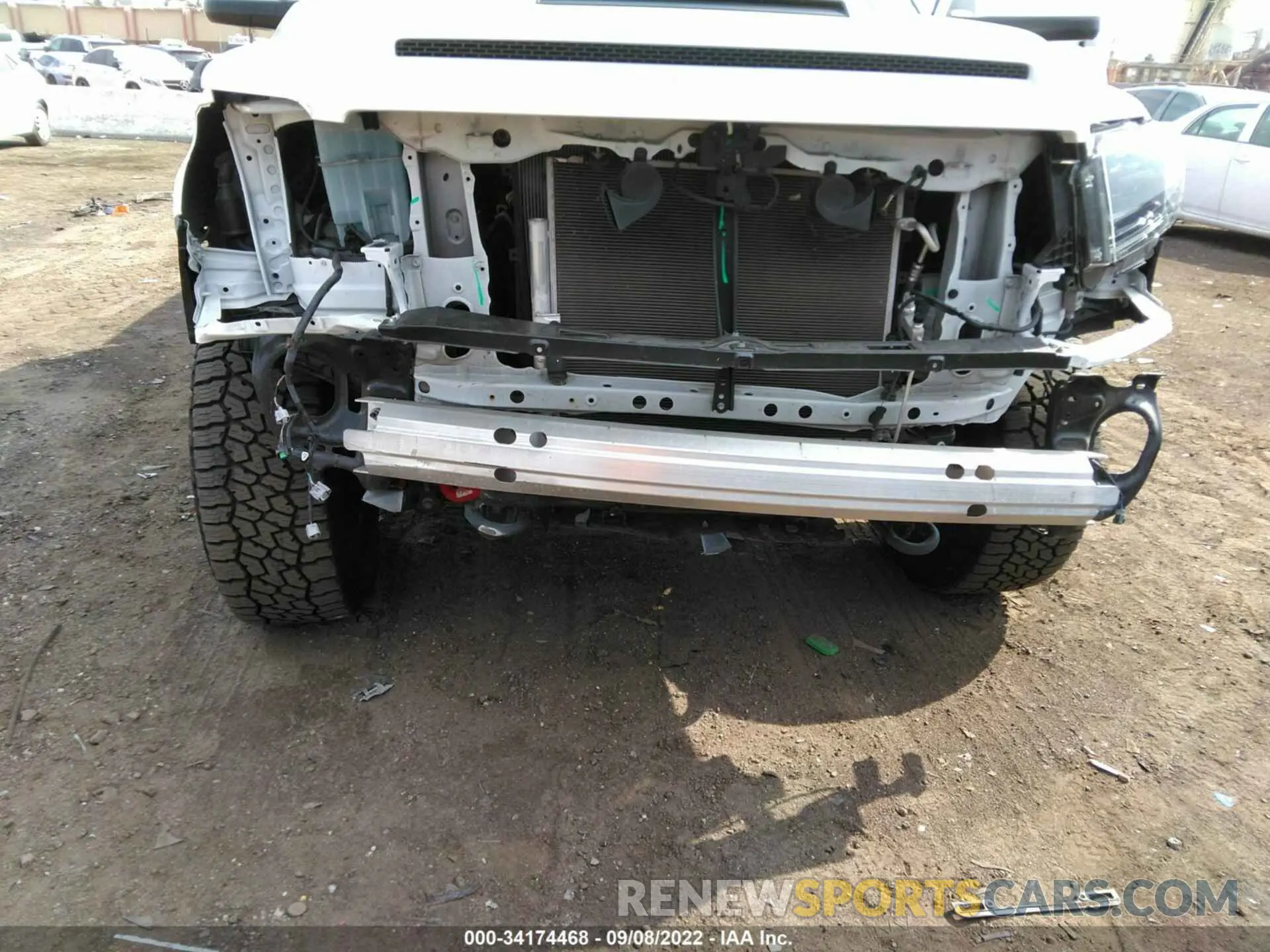 6 fotografías del automóvil dañado 5TFDY5F16LX932562 TOYOTA TUNDRA 4WD 2020