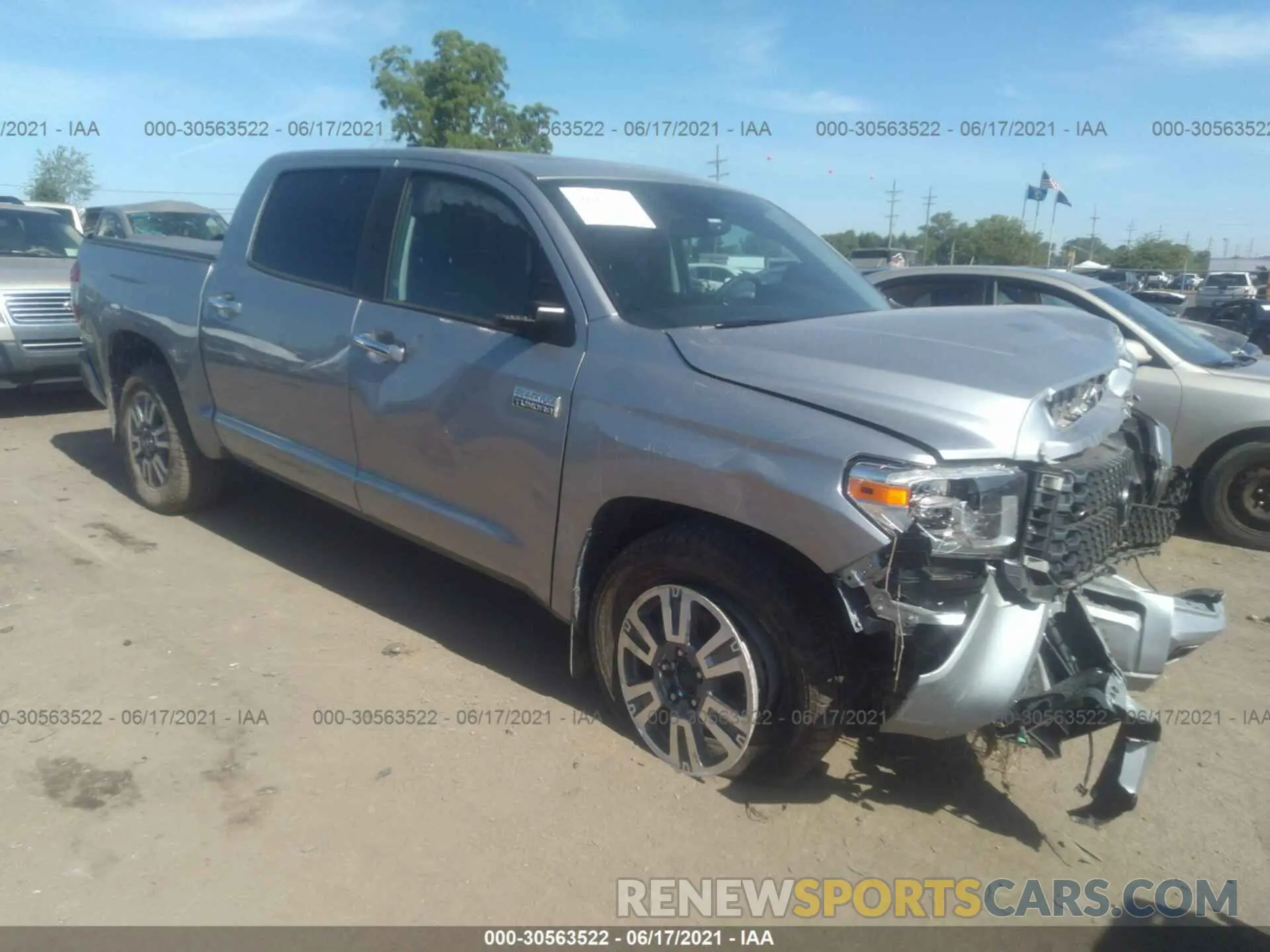 1 fotografías del automóvil dañado 5TFAY5F11MX007840 TOYOTA TUNDRA 4WD 2021
