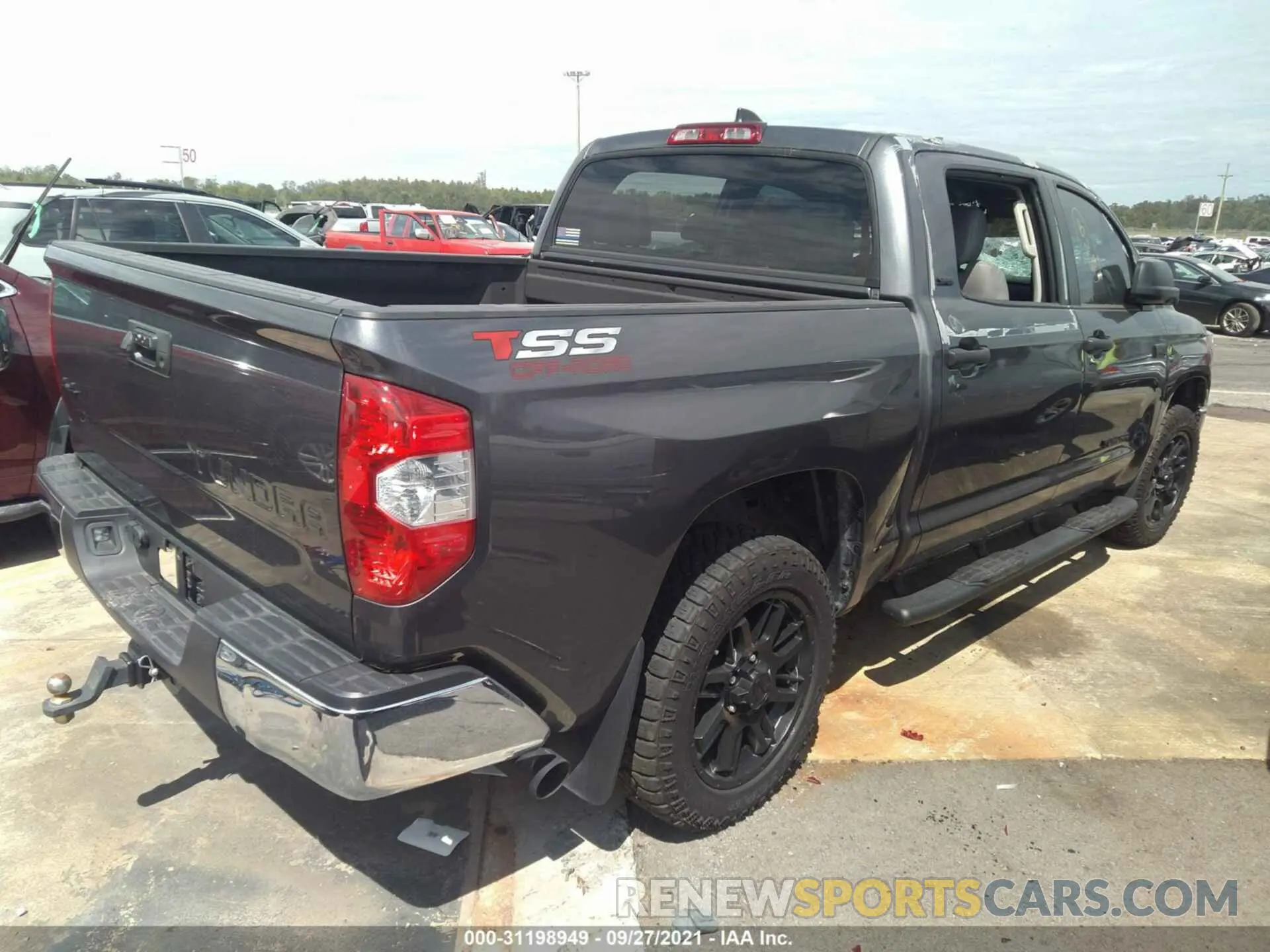 4 fotografías del automóvil dañado 5TFDY5F16MX956412 TOYOTA TUNDRA 4WD 2021