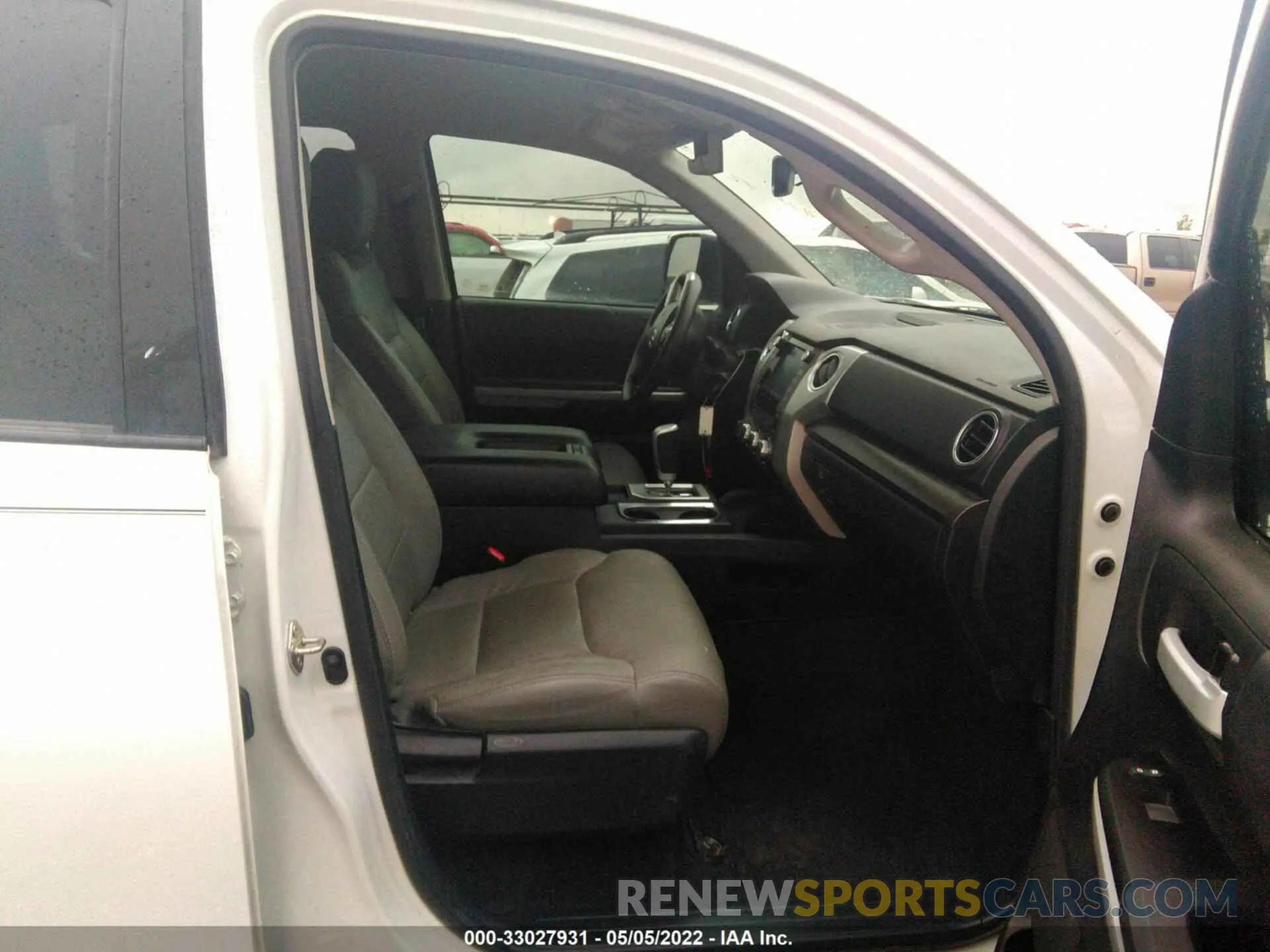 5 fotografías del automóvil dañado 5TFDY5F16MX958645 TOYOTA TUNDRA 4WD 2021