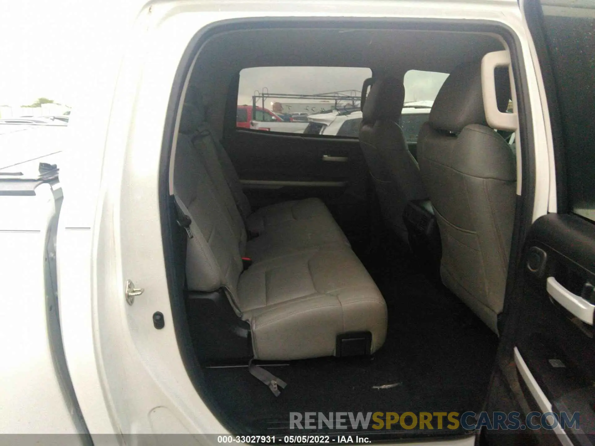 8 fotografías del automóvil dañado 5TFDY5F16MX958645 TOYOTA TUNDRA 4WD 2021