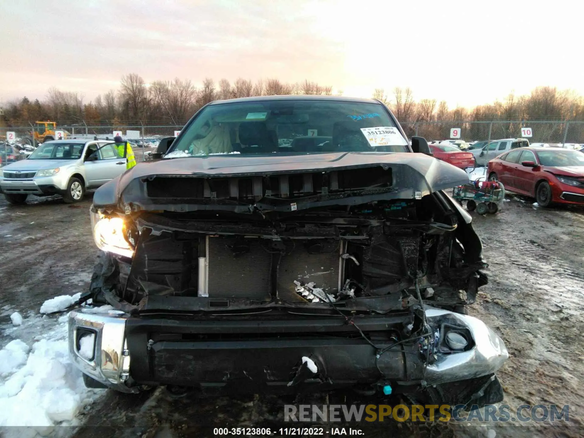 6 fotografías del automóvil dañado 5TFDY5F16MX971122 TOYOTA TUNDRA 4WD 2021