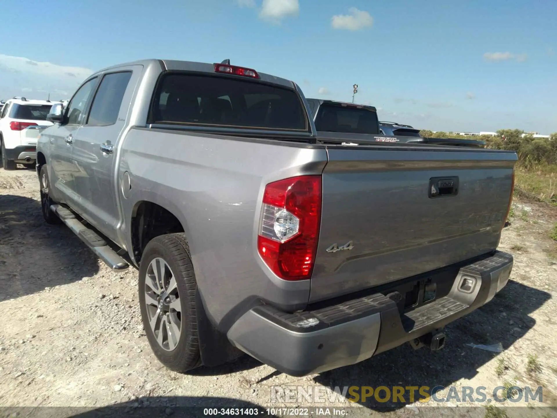 3 fotografías del automóvil dañado 5TFHY5F13MX982757 TOYOTA TUNDRA 4WD 2021