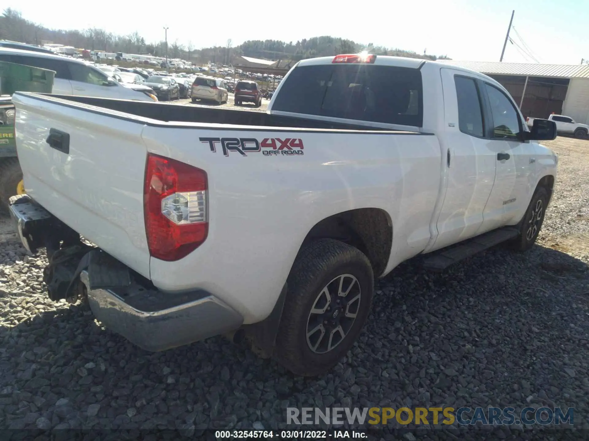 4 fotografías del automóvil dañado 5TFUY5F11MX011187 TOYOTA TUNDRA 4WD 2021