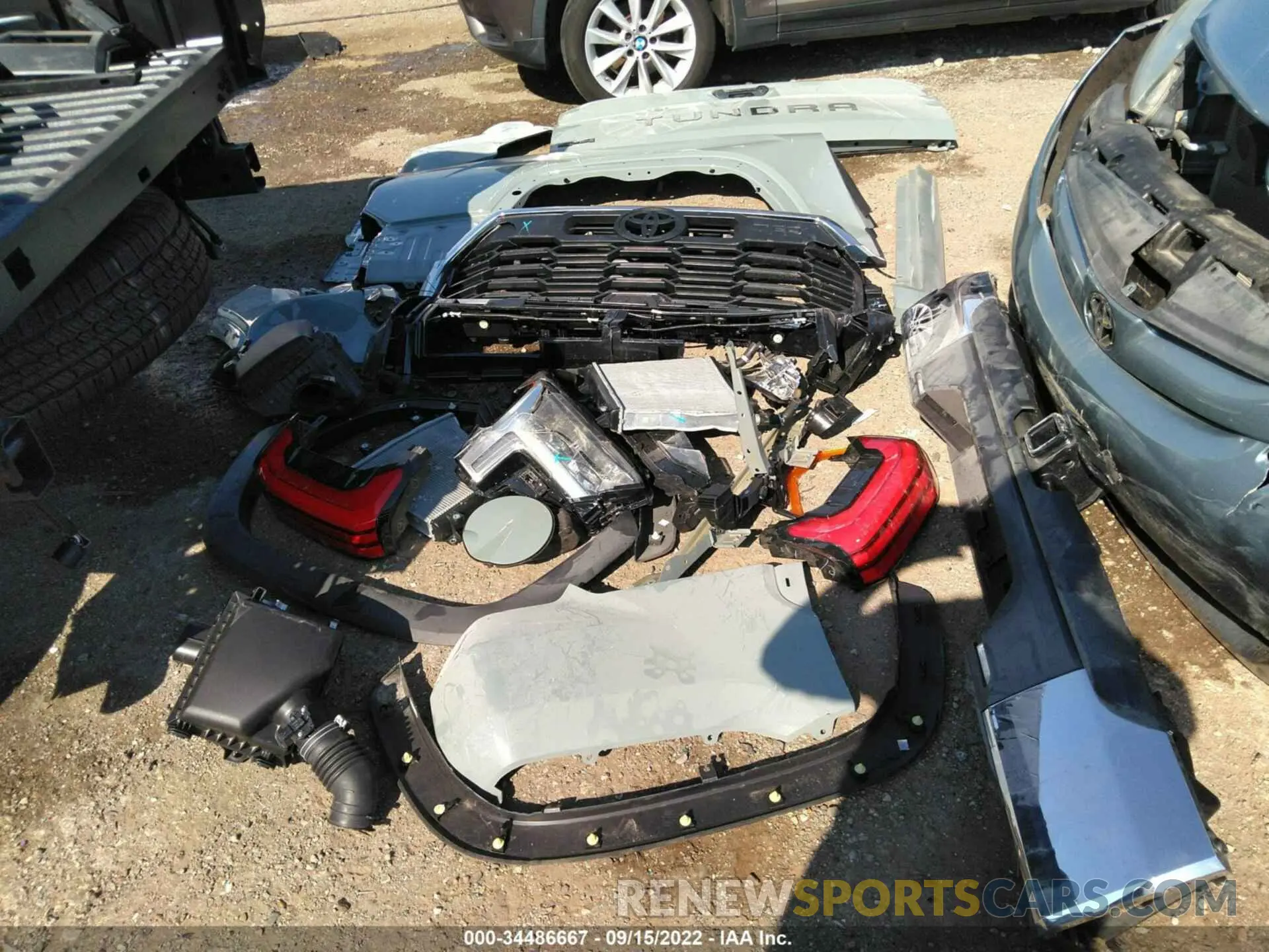 10 fotografías del automóvil dañado 5TFLA5DB5NX025770 TOYOTA TUNDRA 4WD 2022