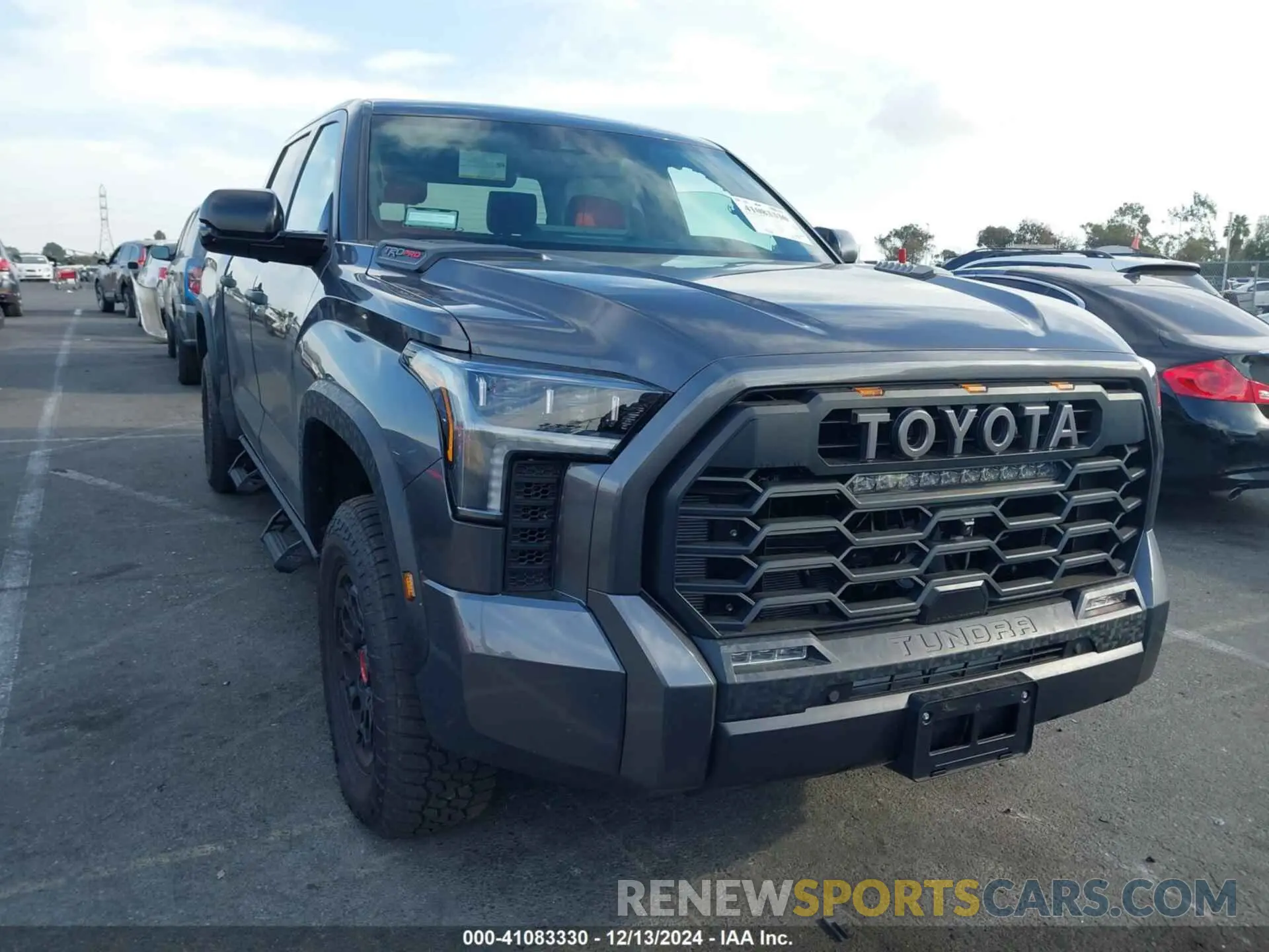 1 fotografías del automóvil dañado 5TFPC5DB5SX087466 TOYOTA TUNDRA 4WD 2025
