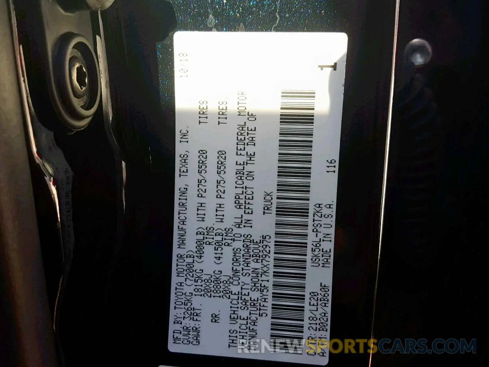 10 fotografías del automóvil dañado 5TFAY5F17KX792975 TOYOTA TUNDRA CRE 2019
