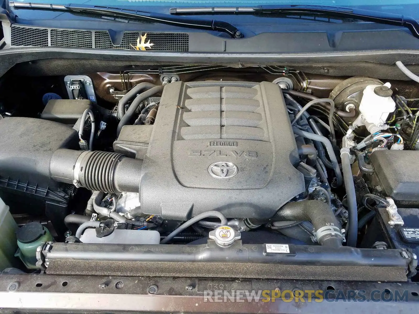 7 fotografías del automóvil dañado 5TFAY5F17KX820144 TOYOTA TUNDRA CRE 2019