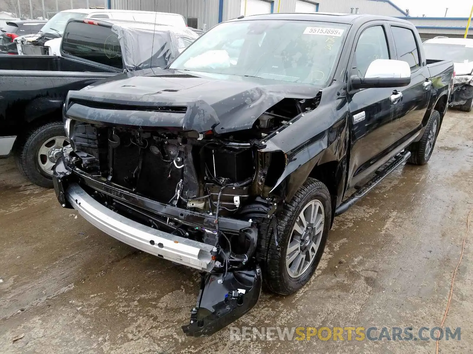 2 fotografías del automóvil dañado 5TFAY5F19KX823210 TOYOTA TUNDRA CRE 2019