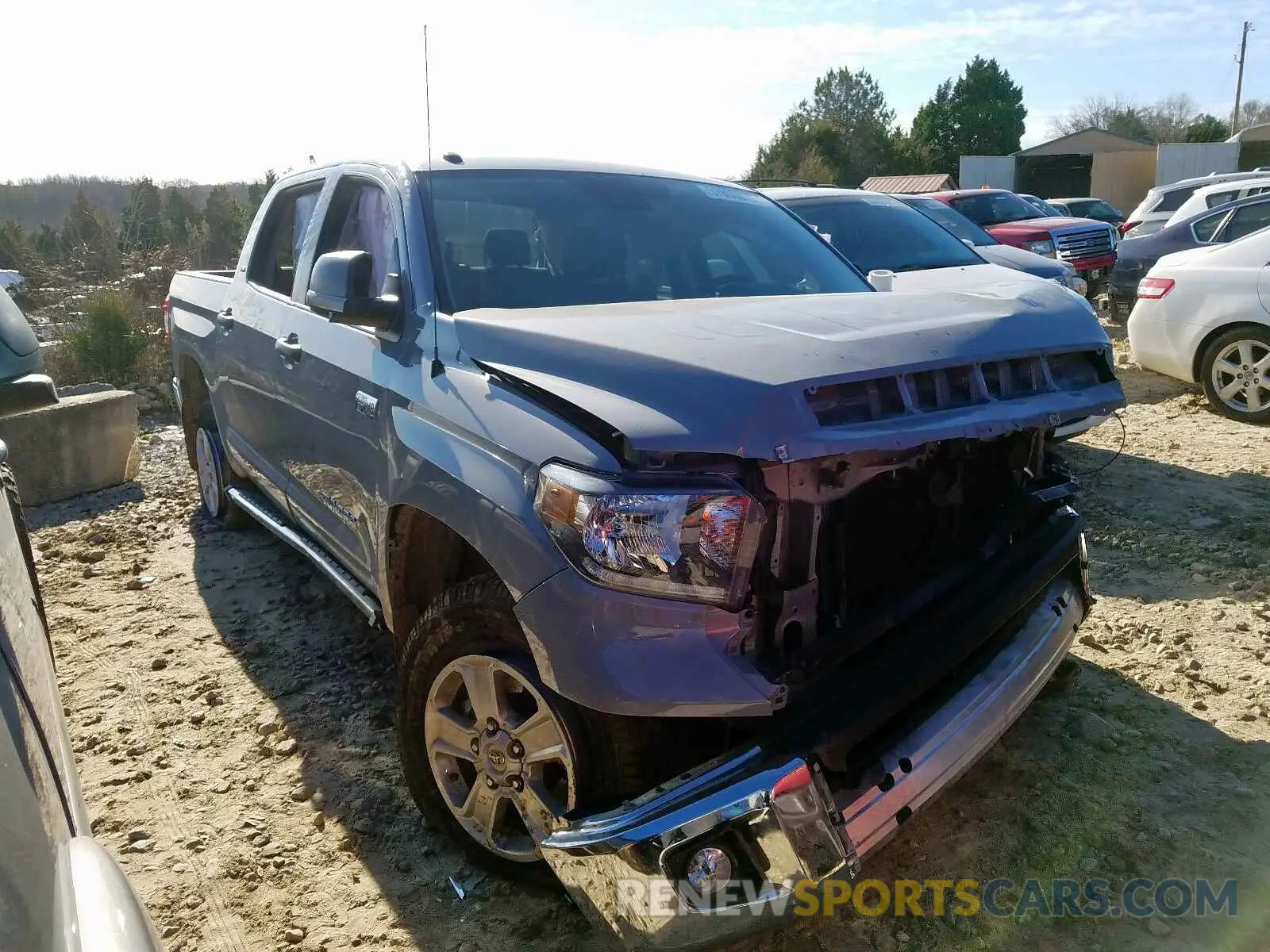 1 fotografías del automóvil dañado 5TFDW5F15KX786255 TOYOTA TUNDRA CRE 2019