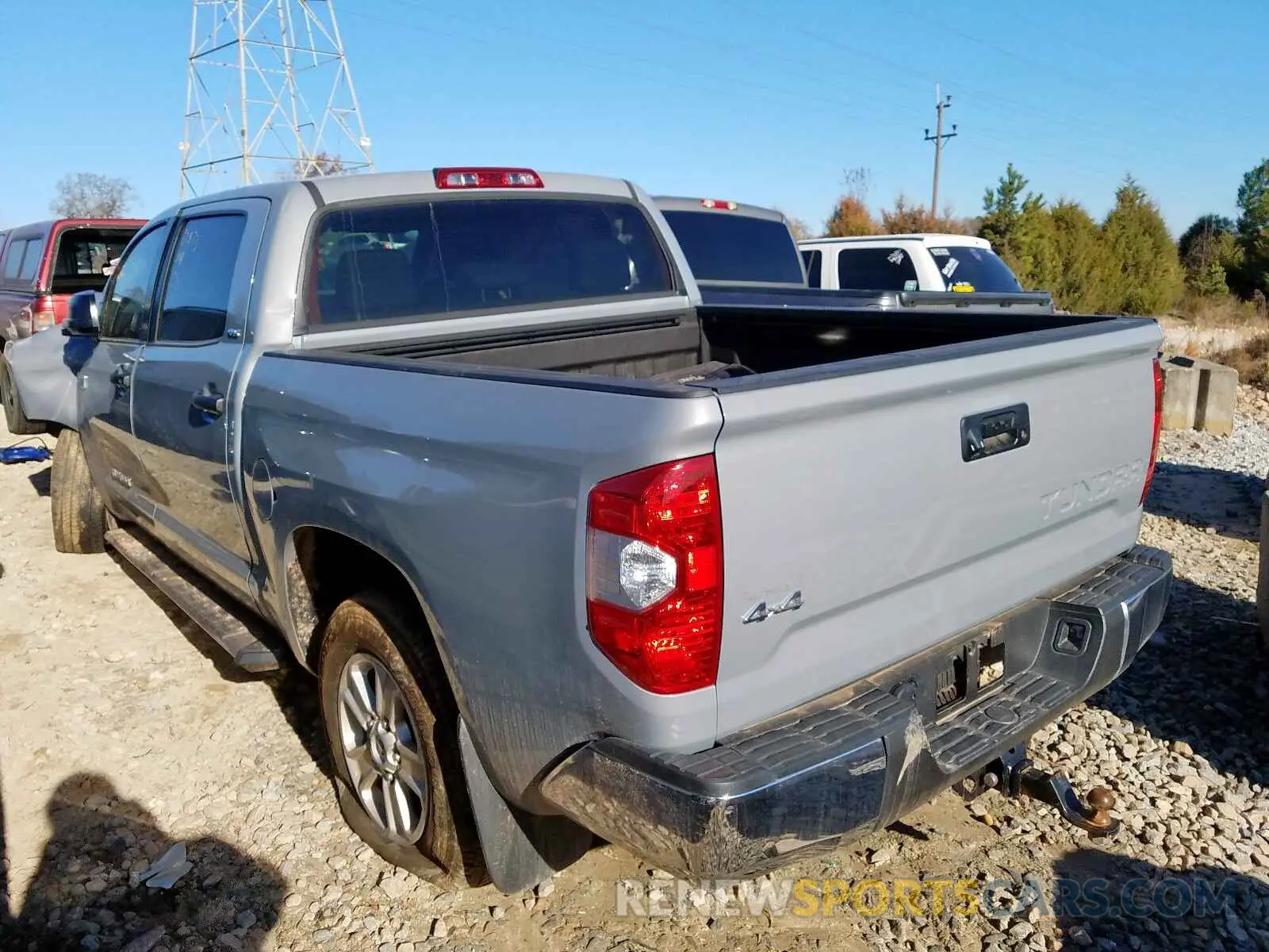 3 fotografías del automóvil dañado 5TFDW5F15KX786255 TOYOTA TUNDRA CRE 2019