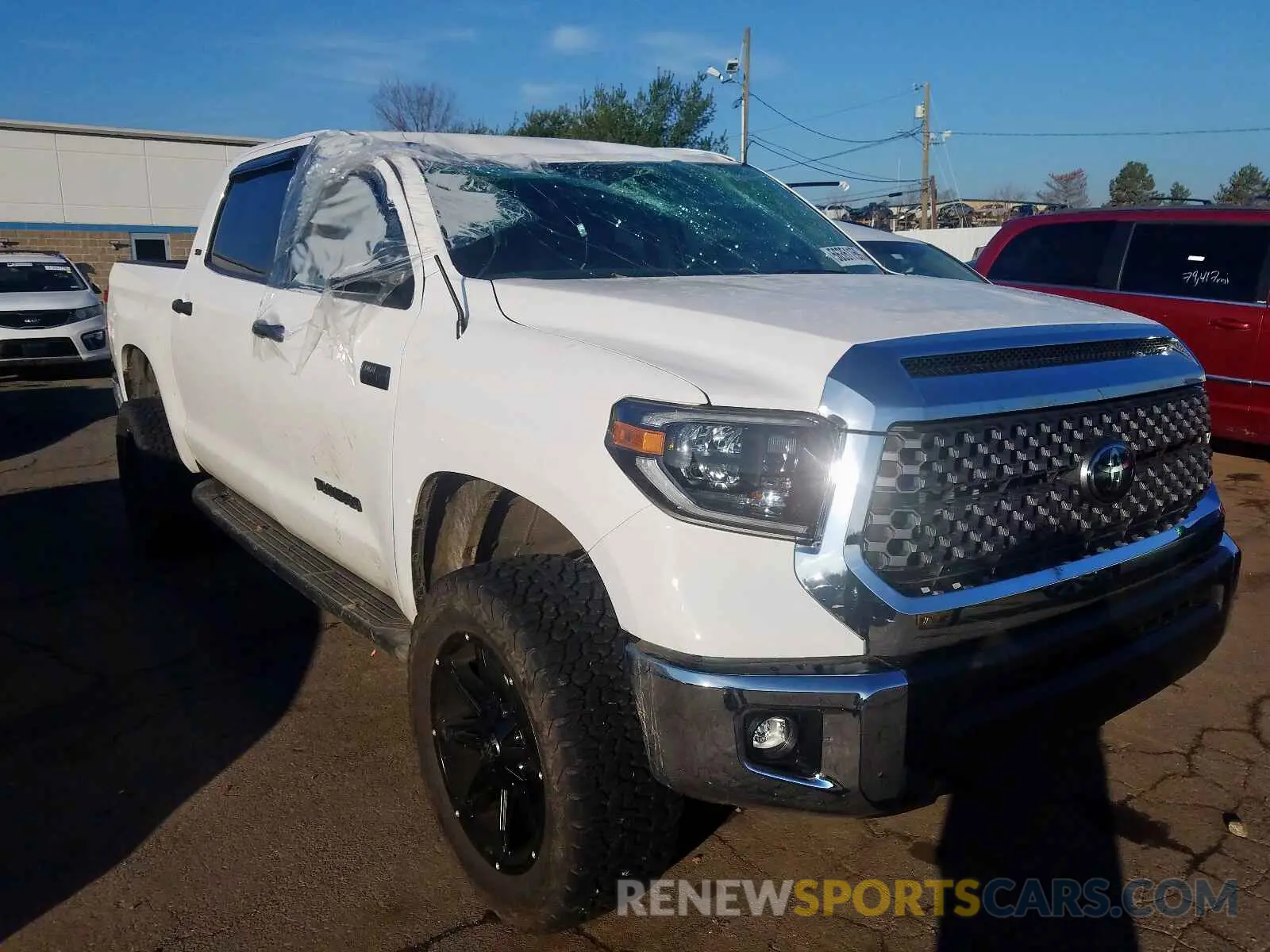 1 fotografías del automóvil dañado 5TFDY5F17KX787918 TOYOTA TUNDRA CRE 2019