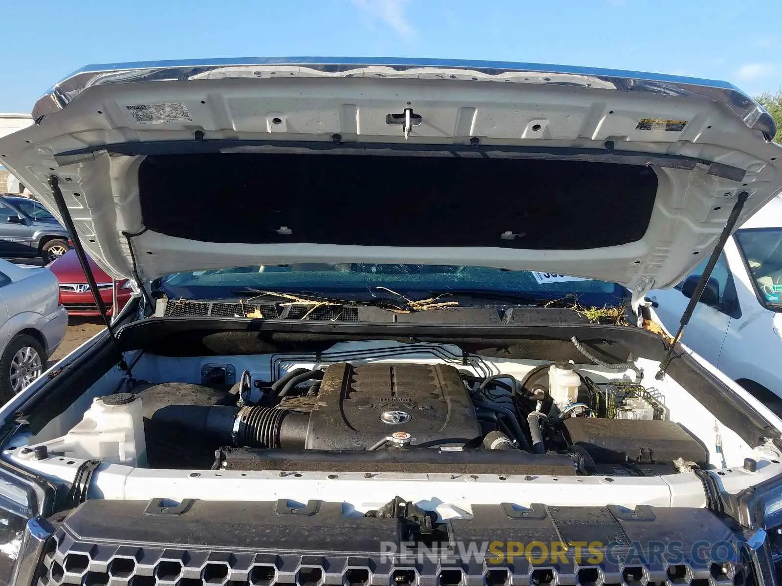 7 fotografías del automóvil dañado 5TFDY5F17KX787918 TOYOTA TUNDRA CRE 2019