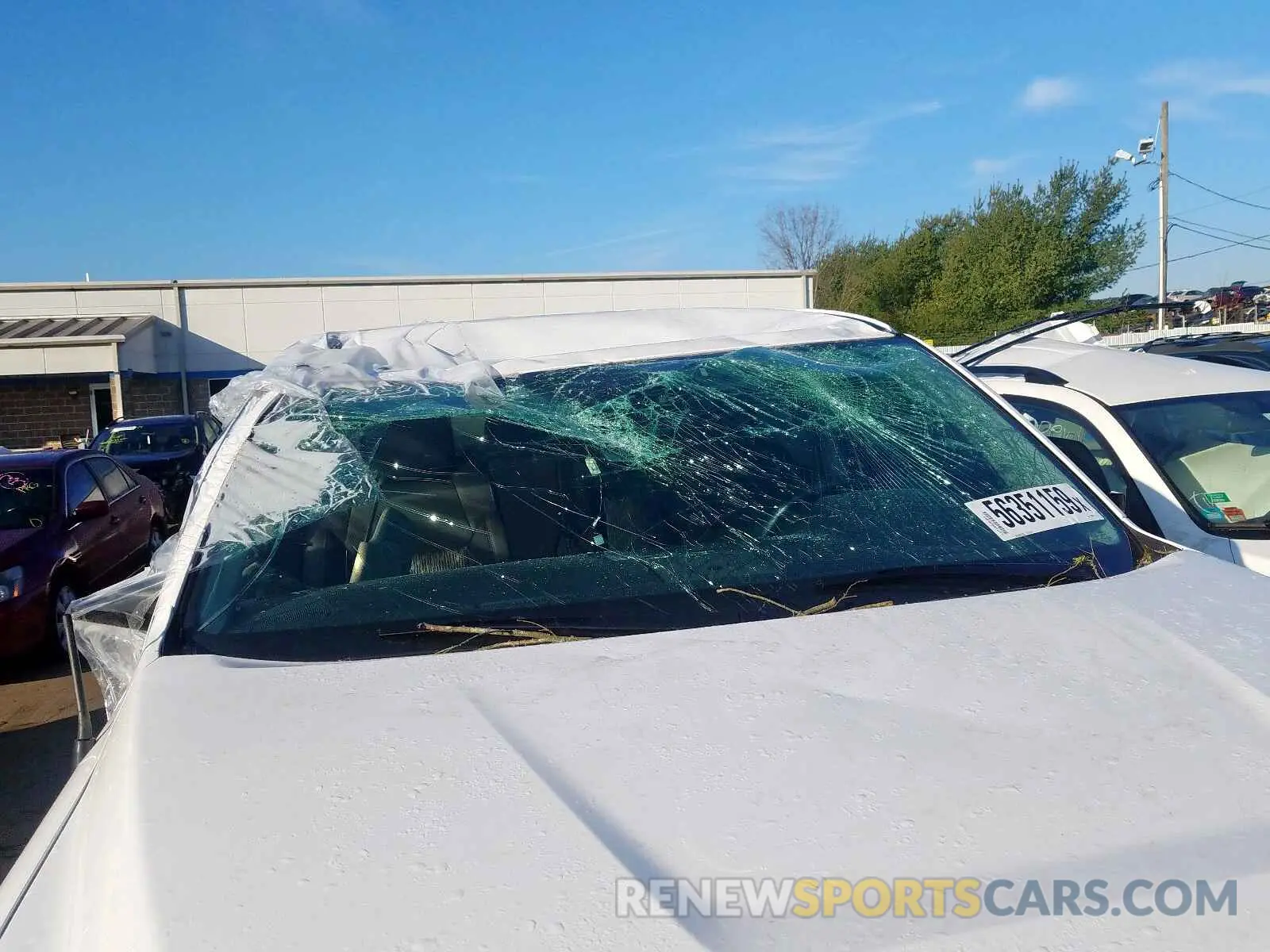 9 fotografías del automóvil dañado 5TFDY5F17KX787918 TOYOTA TUNDRA CRE 2019
