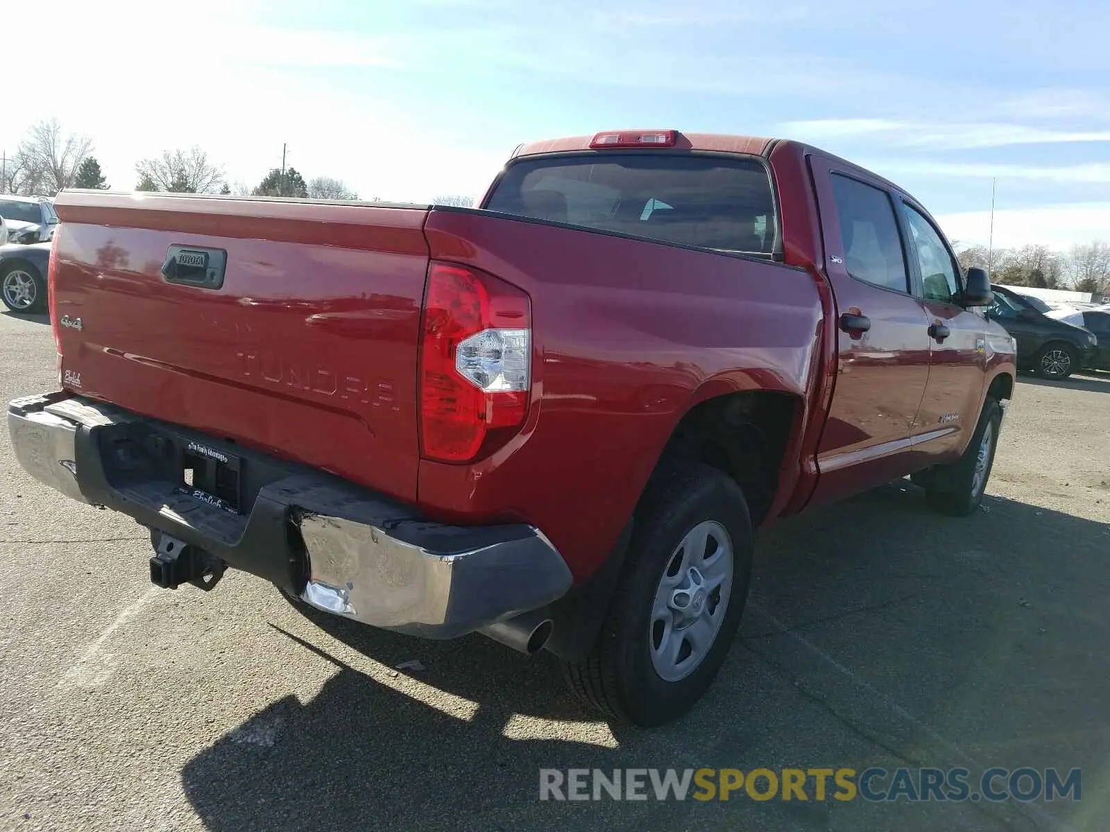 4 fotografías del automóvil dañado 5TFDY5F19KX831899 TOYOTA TUNDRA CRE 2019