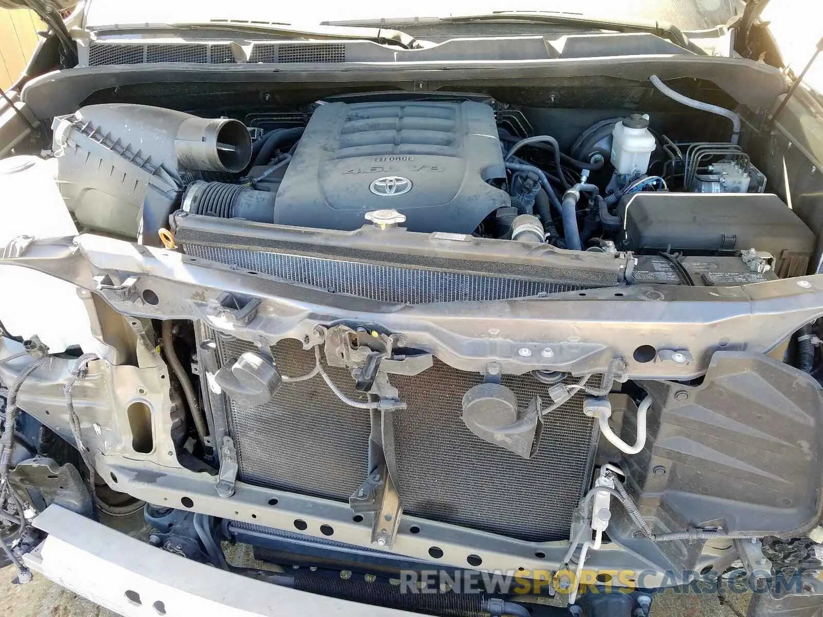 7 fotografías del automóvil dañado 5TFEM5F15KX134682 TOYOTA TUNDRA CRE 2019