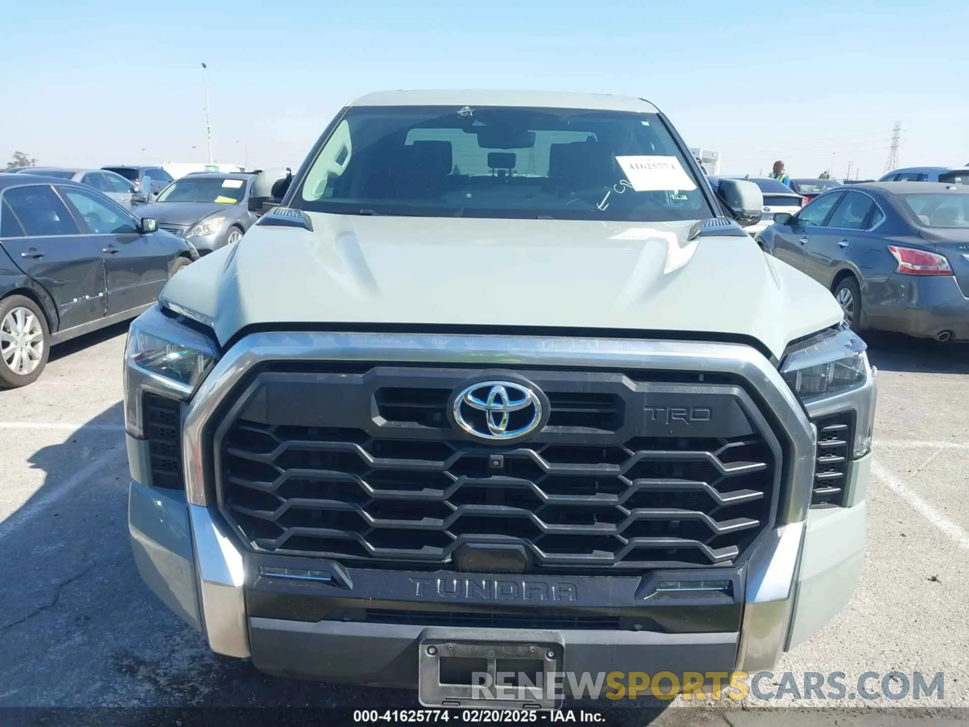 12 fotografías del automóvil dañado 5TFJC5EC9NX001528 TOYOTA TUNDRA HYBRID 2022