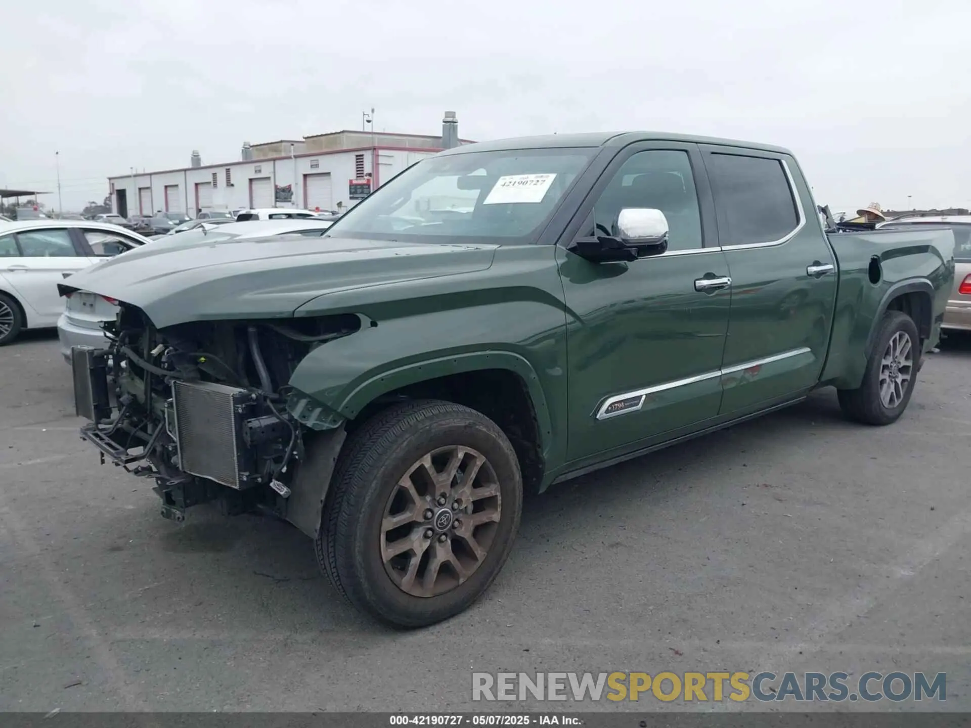 2 fotografías del automóvil dañado 5TFMC5EC9NX001199 TOYOTA TUNDRA HYBRID 2022