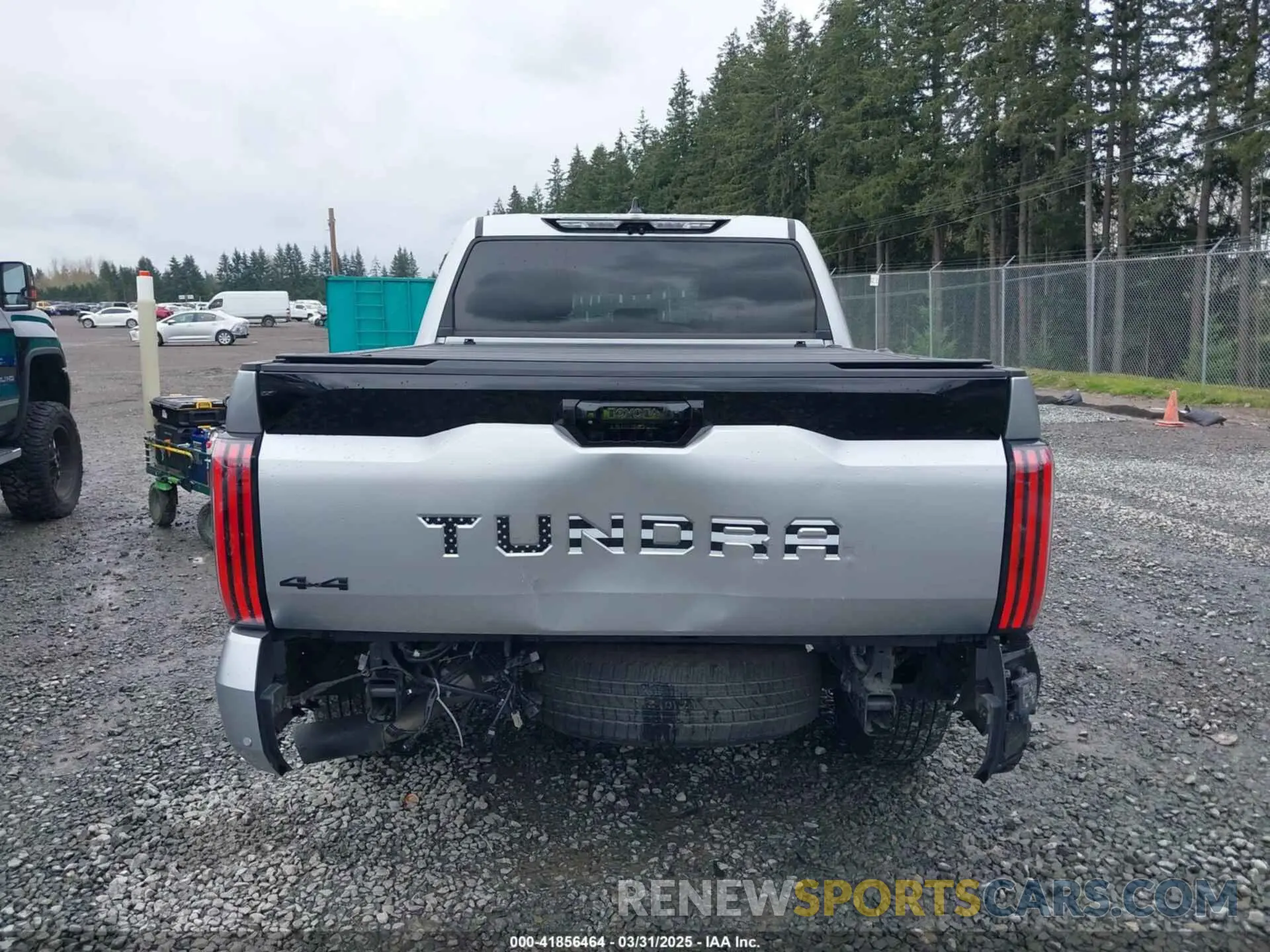 17 fotografías del automóvil dañado 5TFNC5DB8NX007430 TOYOTA TUNDRA HYBRID 2022