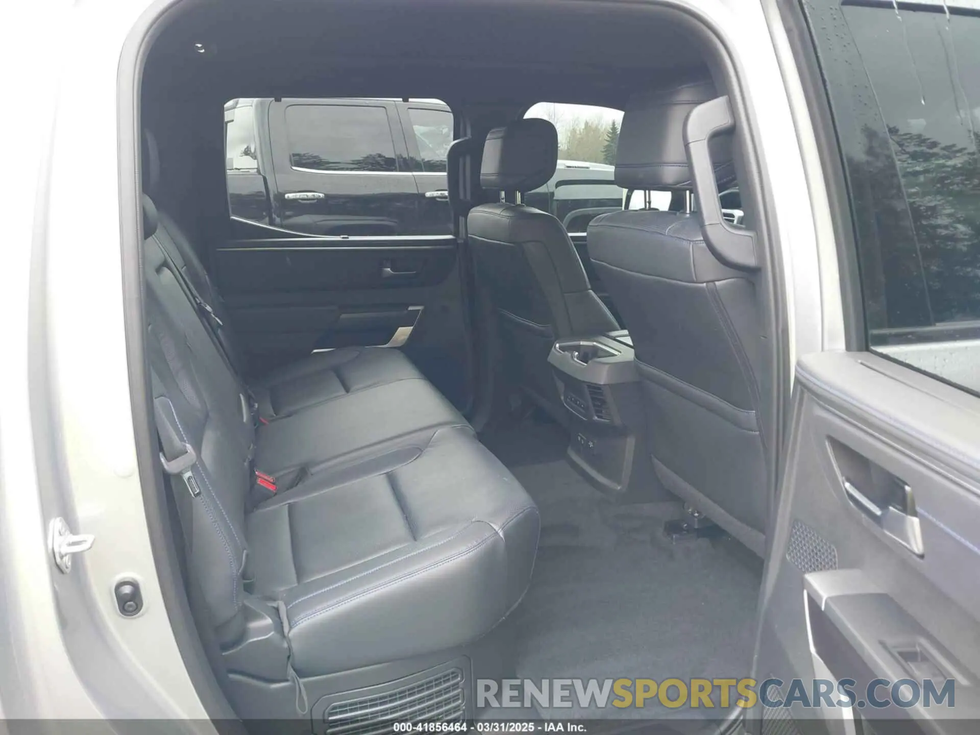 8 fotografías del automóvil dañado 5TFNC5DB8NX007430 TOYOTA TUNDRA HYBRID 2022