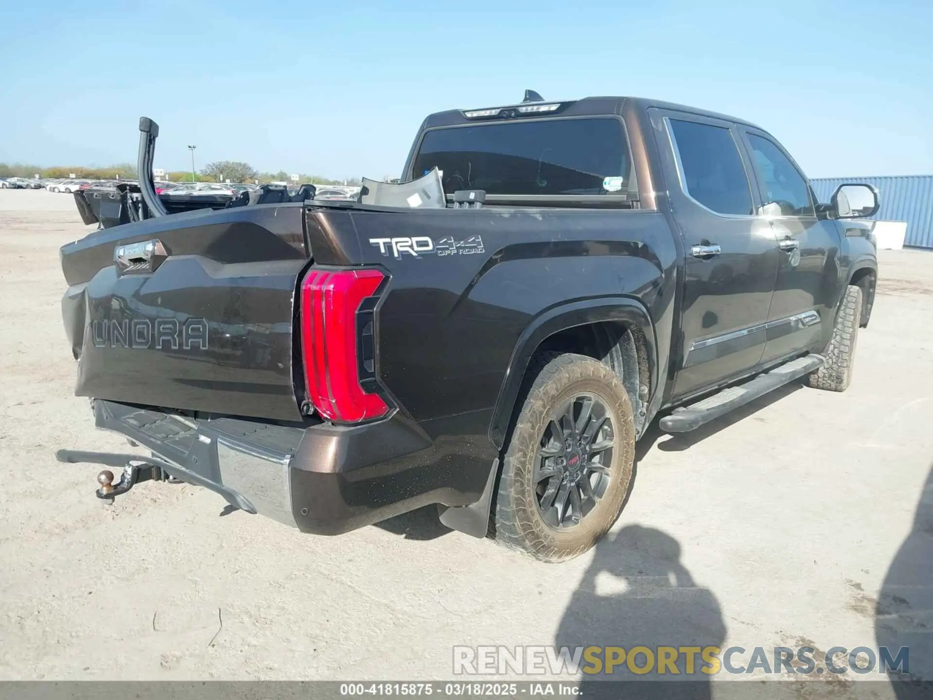 4 fotografías del automóvil dañado 5TFMC5DB3PX020858 TOYOTA TUNDRA HYBRID 2023