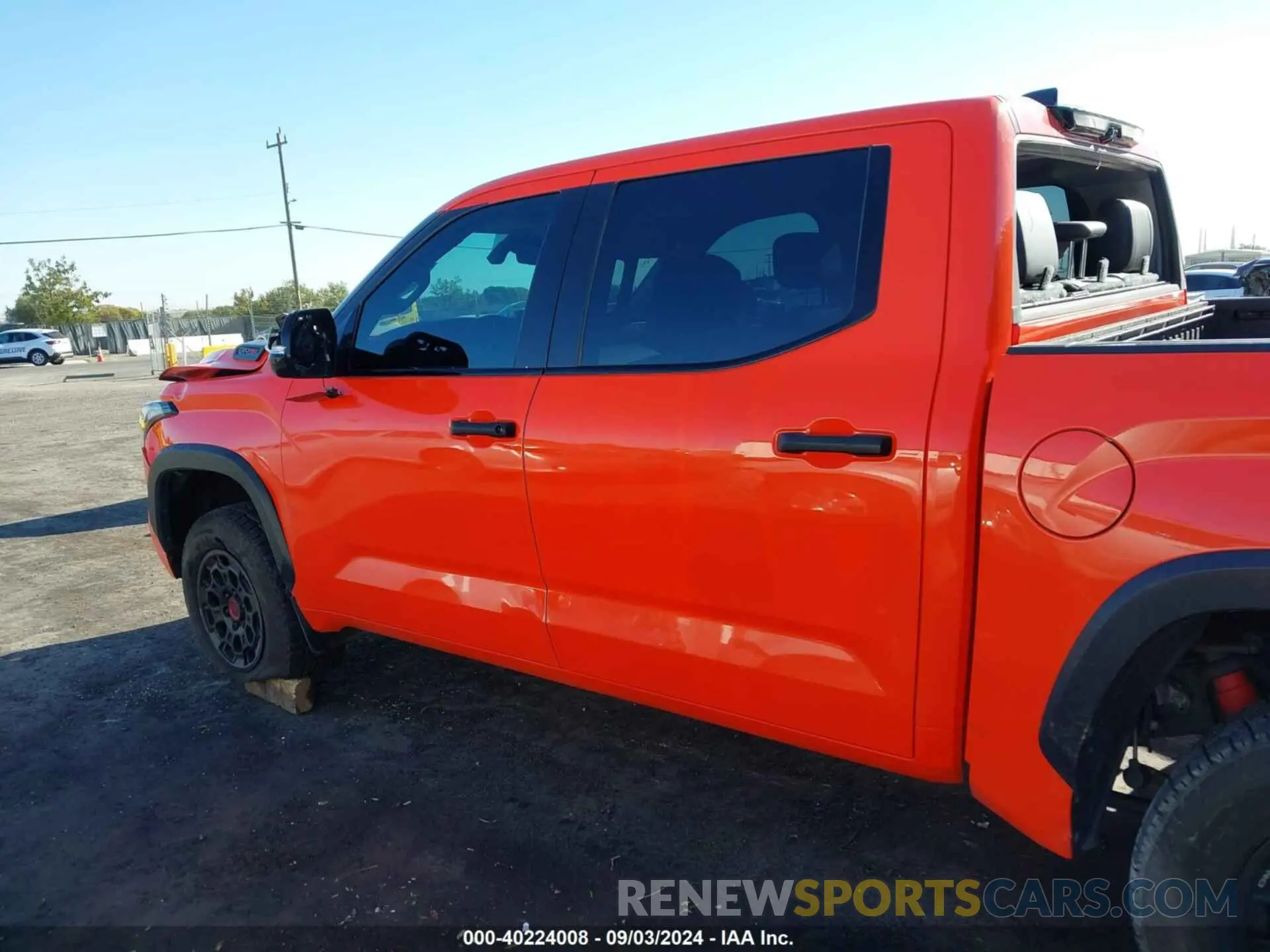 15 fotografías del automóvil dañado 5TFPC5DB2PX023361 TOYOTA TUNDRA HYBRID 2023