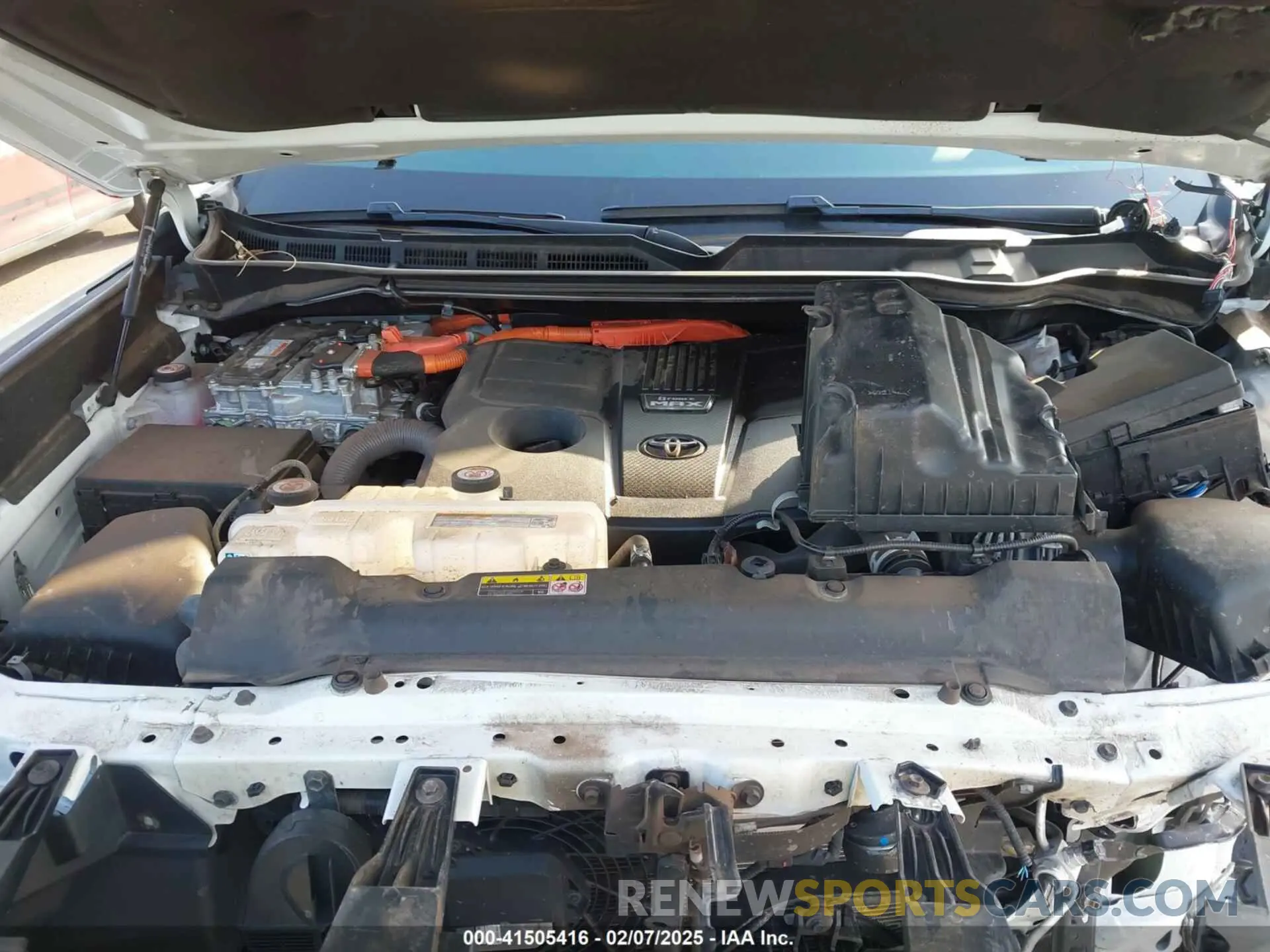10 fotografías del automóvil dañado 5TFPC5DB7PX027499 TOYOTA TUNDRA HYBRID 2023