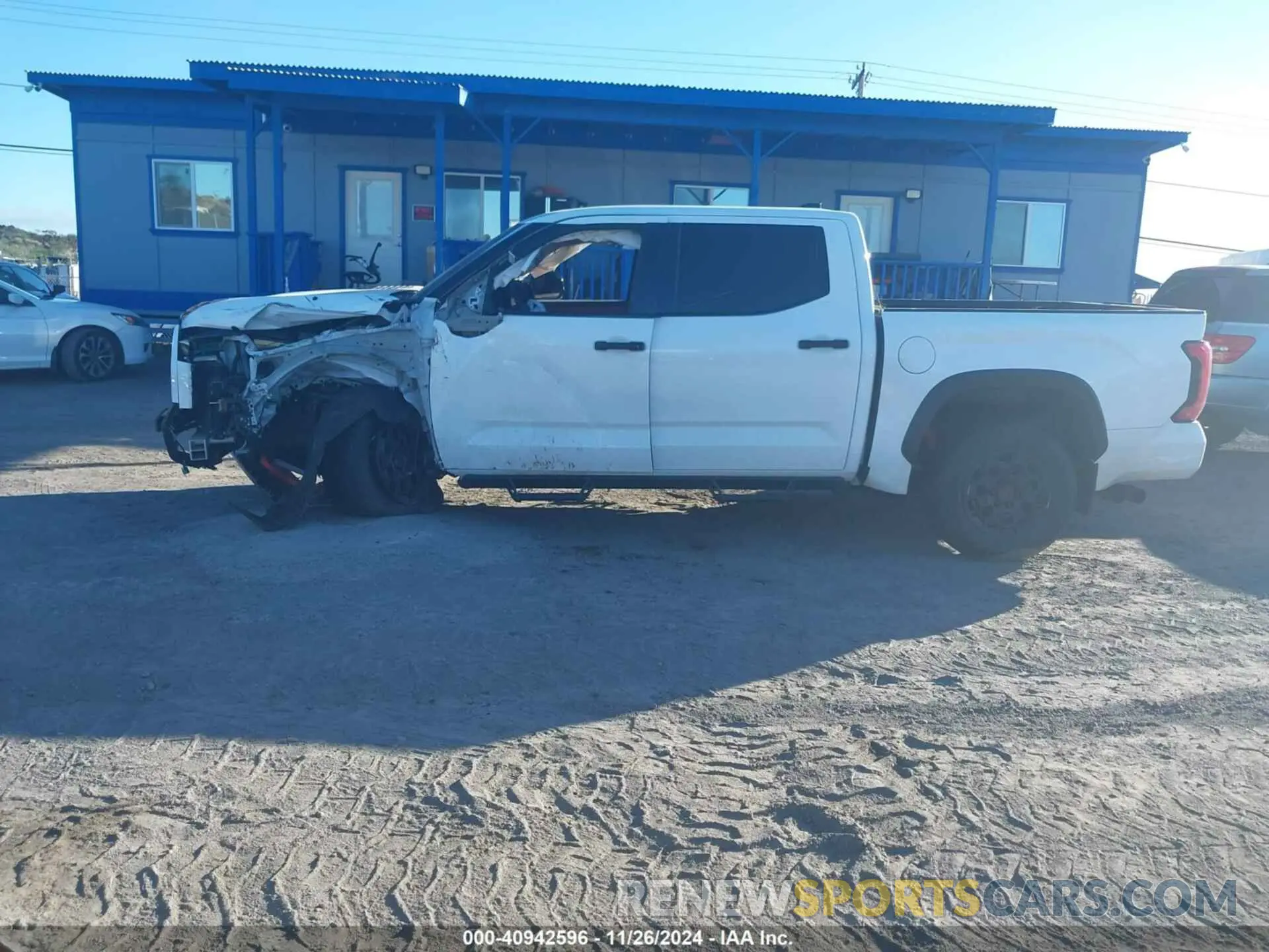 6 fotografías del automóvil dañado 5TFPC5DB8PX021761 TOYOTA TUNDRA HYBRID 2023