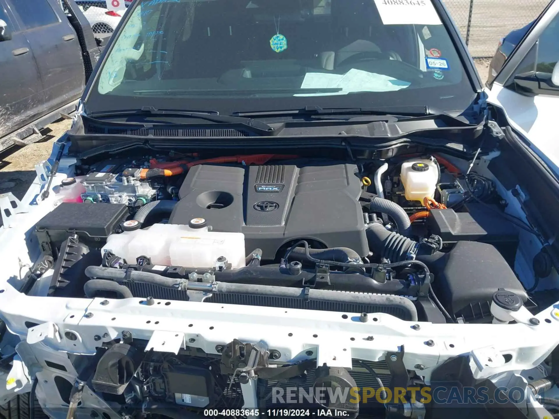 10 fotografías del automóvil dañado 5TFJC5DB1RX054822 TOYOTA TUNDRA HYBRID 2024