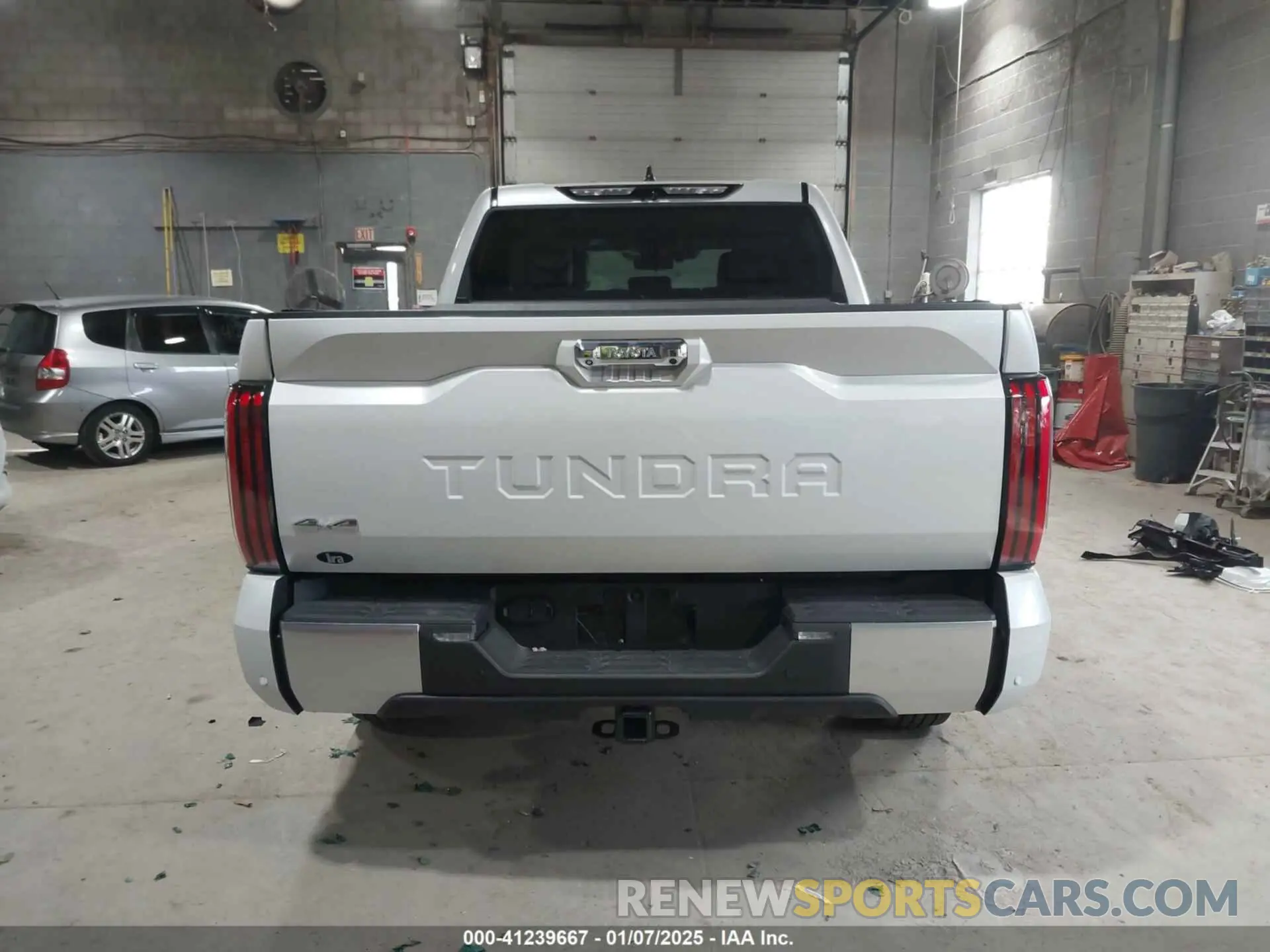16 fotografías del automóvil dañado 5TFJC5DB2RX064095 TOYOTA TUNDRA HYBRID 2024