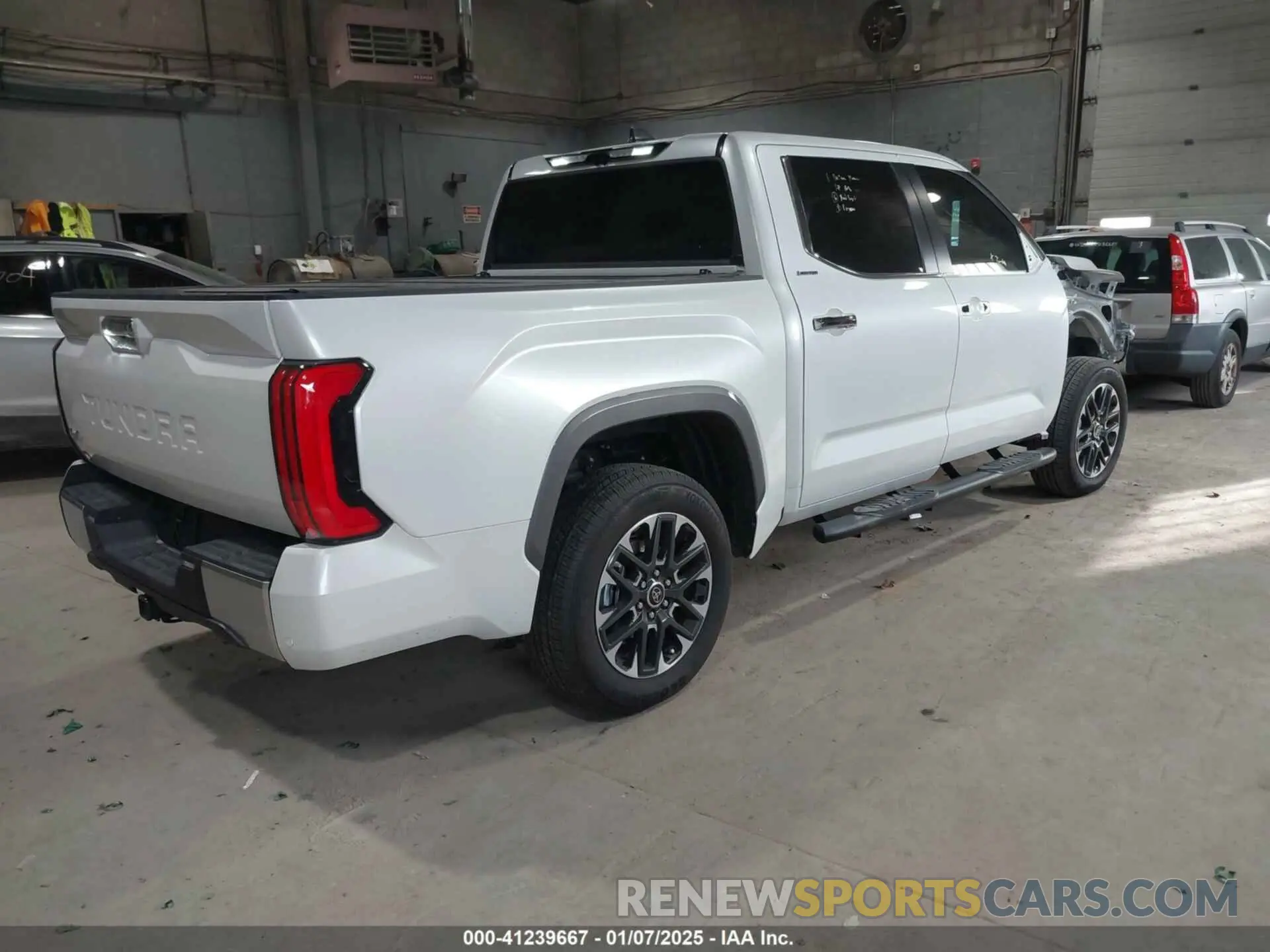 4 fotografías del automóvil dañado 5TFJC5DB2RX064095 TOYOTA TUNDRA HYBRID 2024