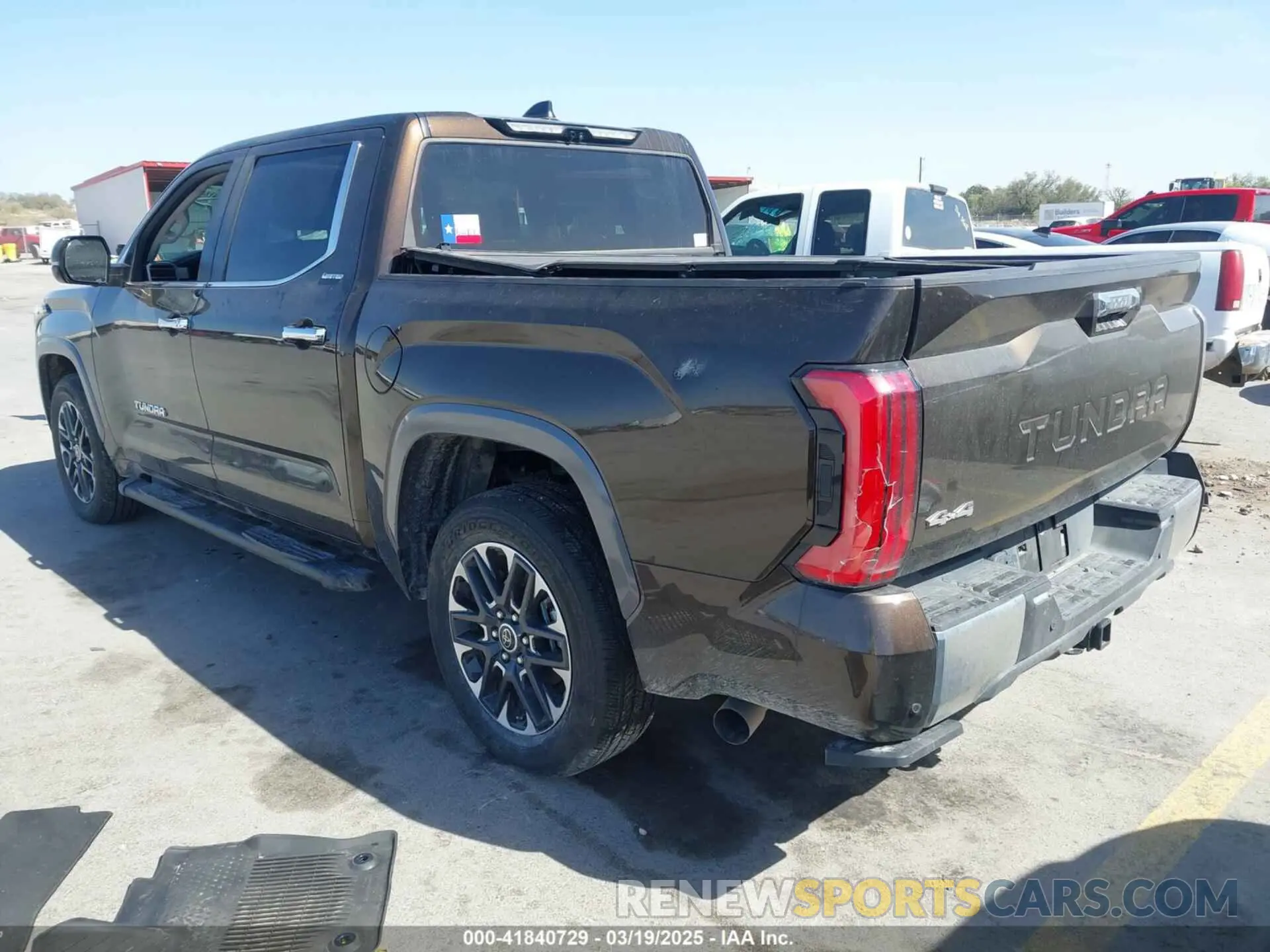 3 fotografías del automóvil dañado 5TFJC5DB7RX052637 TOYOTA TUNDRA HYBRID 2024