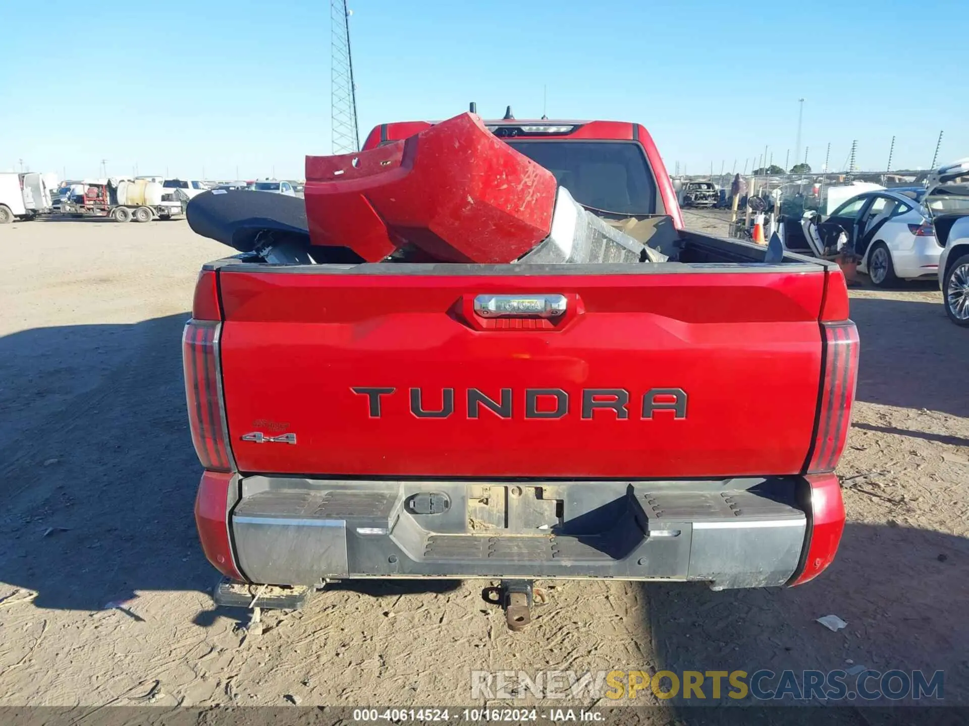 17 fotografías del automóvil dañado 5TFJC5DBXRX043379 TOYOTA TUNDRA HYBRID 2024
