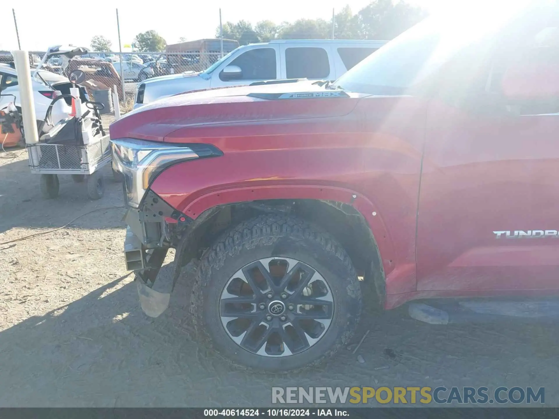 18 fotografías del automóvil dañado 5TFJC5DBXRX043379 TOYOTA TUNDRA HYBRID 2024