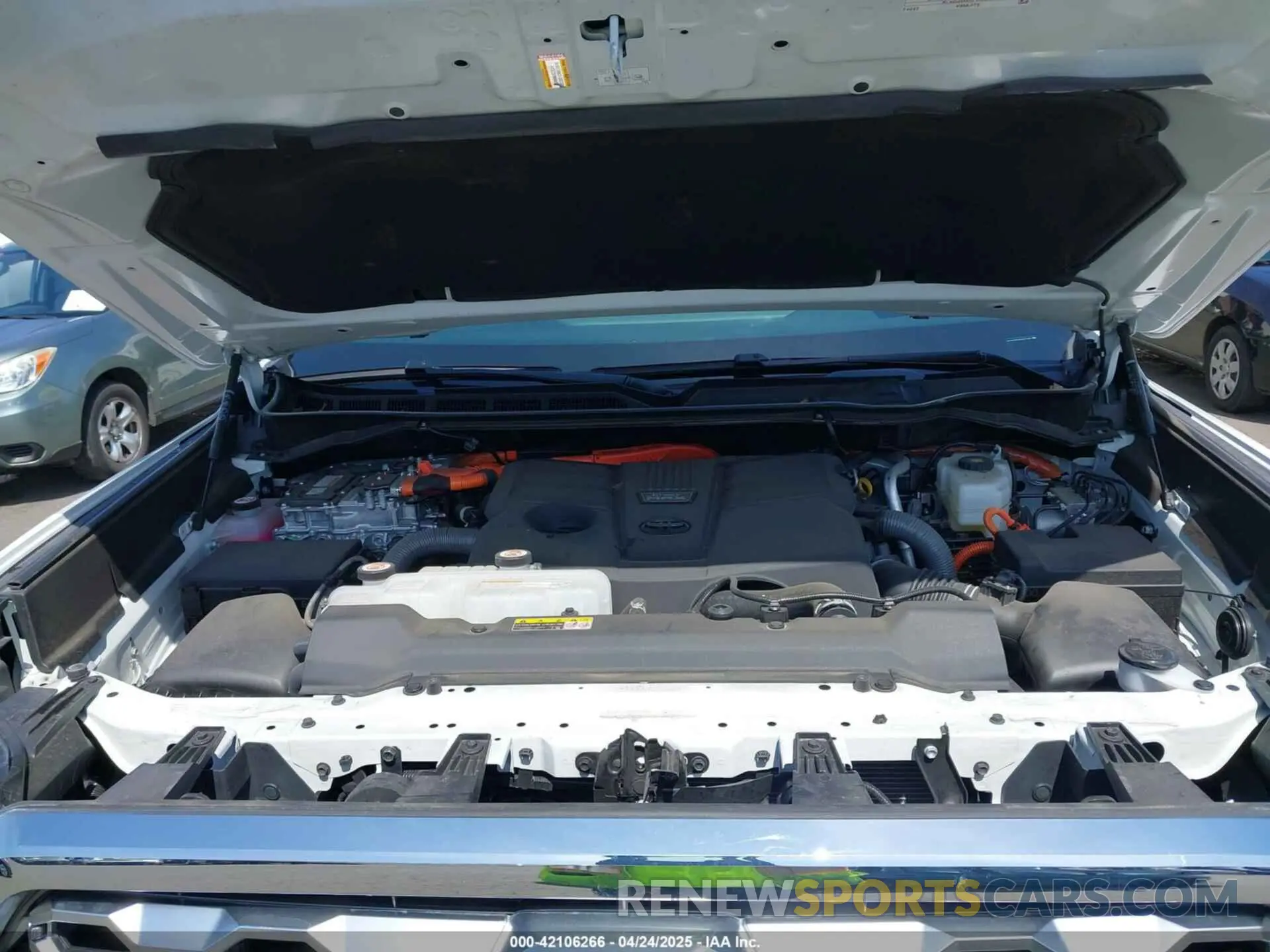 10 fotografías del automóvil dañado 5TFMC5DB4RX056707 TOYOTA TUNDRA HYBRID 2024