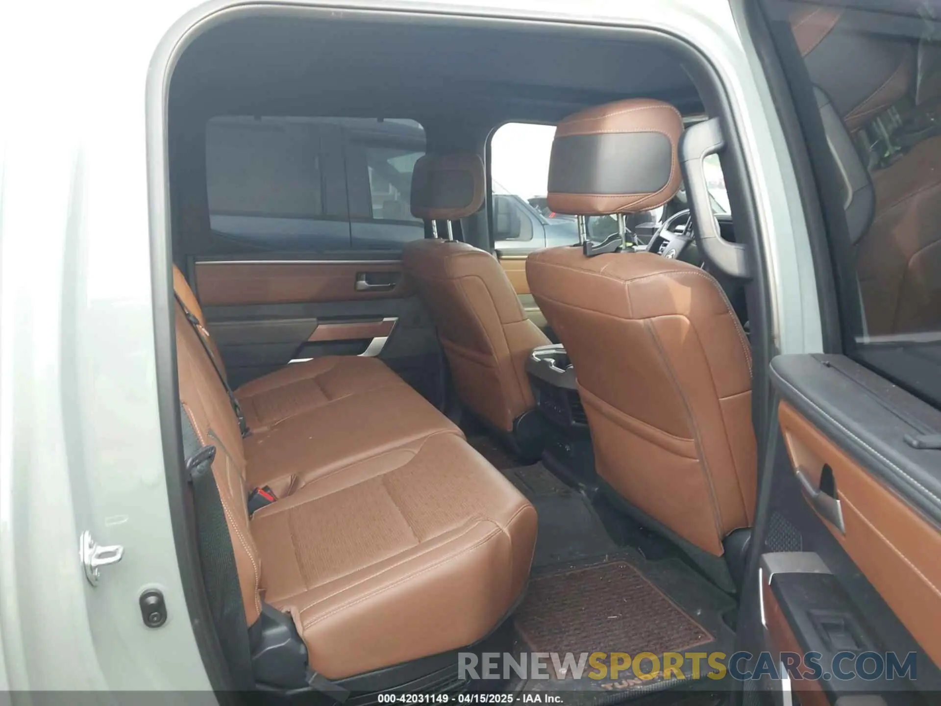 8 fotografías del automóvil dañado 5TFMC5DB8RX041191 TOYOTA TUNDRA HYBRID 2024