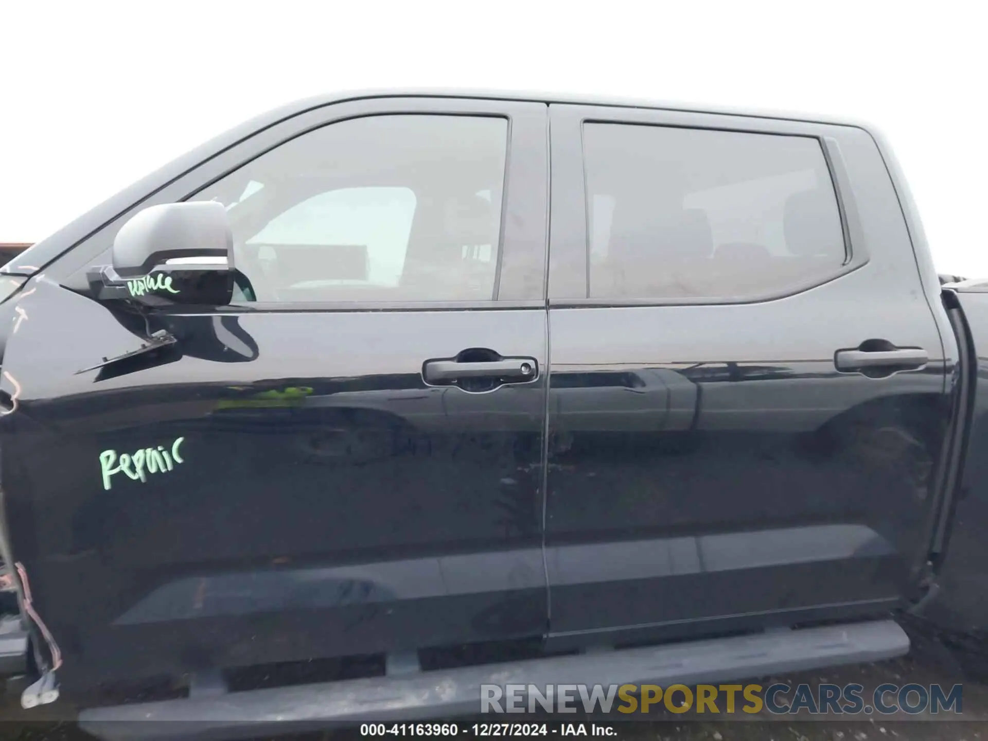 15 fotografías del automóvil dañado 5TFPC5DB8RX046078 TOYOTA TUNDRA HYBRID 2024