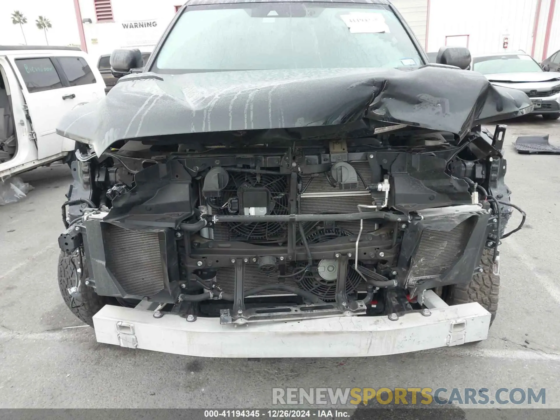 6 fotografías del automóvil dañado 5TFPC5DB9RX083723 TOYOTA TUNDRA HYBRID 2024